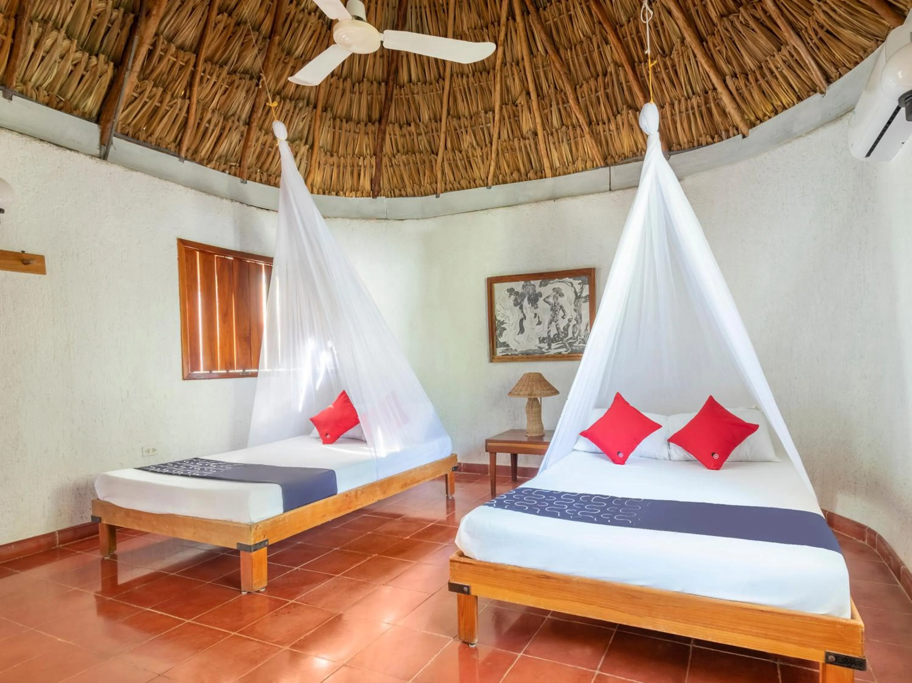 Photo of the whole room in Hotel Villas del Ángel