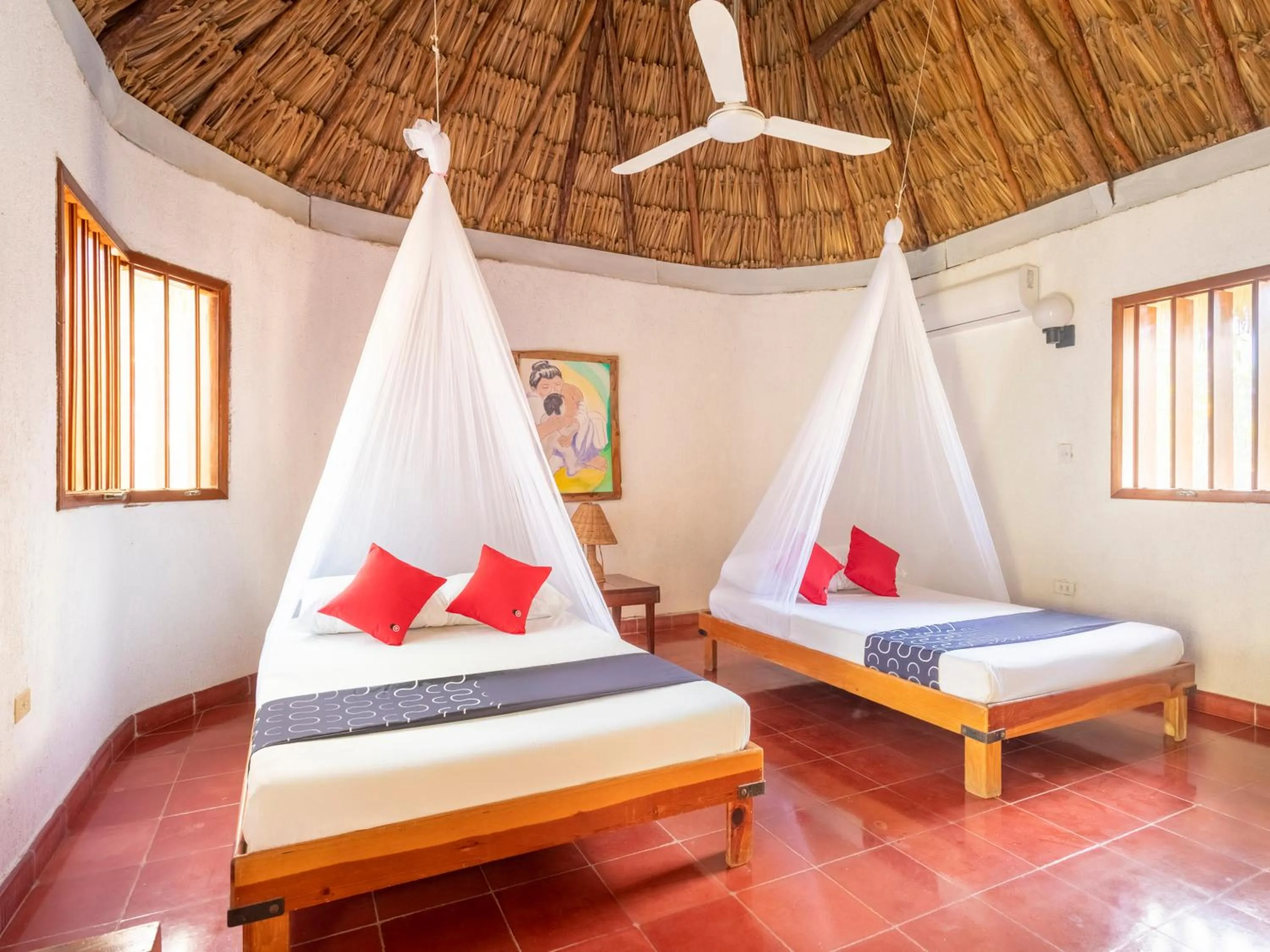 Photo of the whole room in Hotel Villas del Ángel