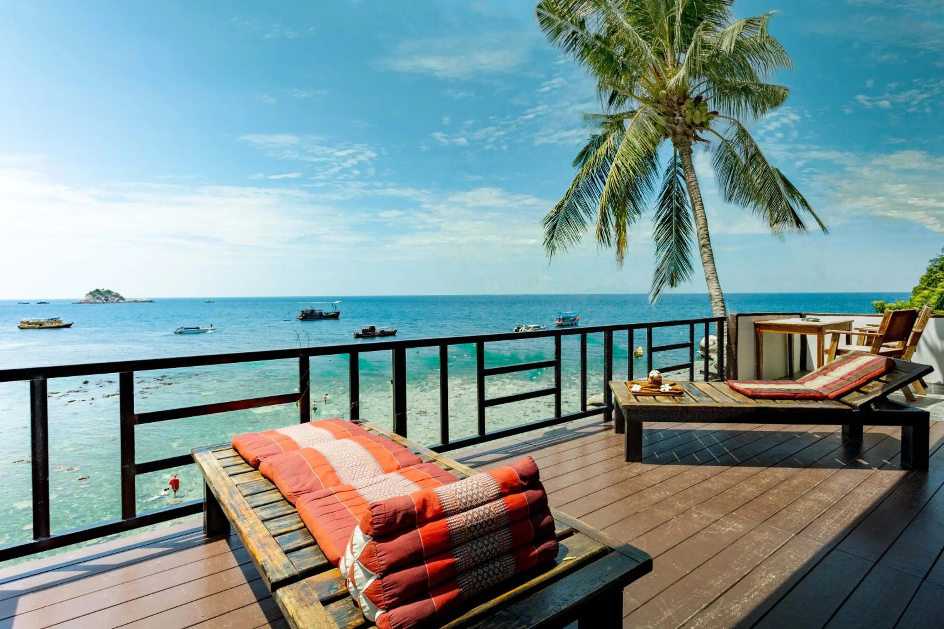 Balcony/Terrace in Taatoh Seaview Resort - SHA Plus