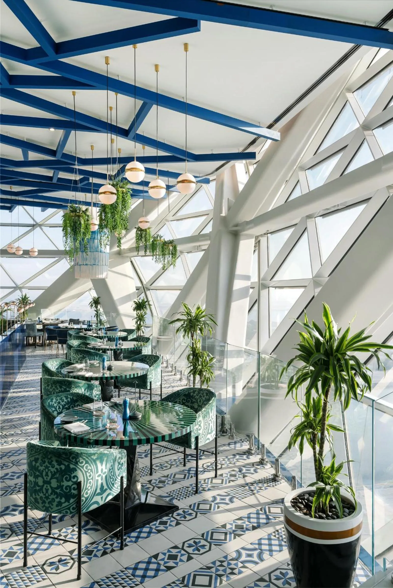 Restaurant/places to eat in Andaz Capital Gate Abu Dhabi, By Hyatt