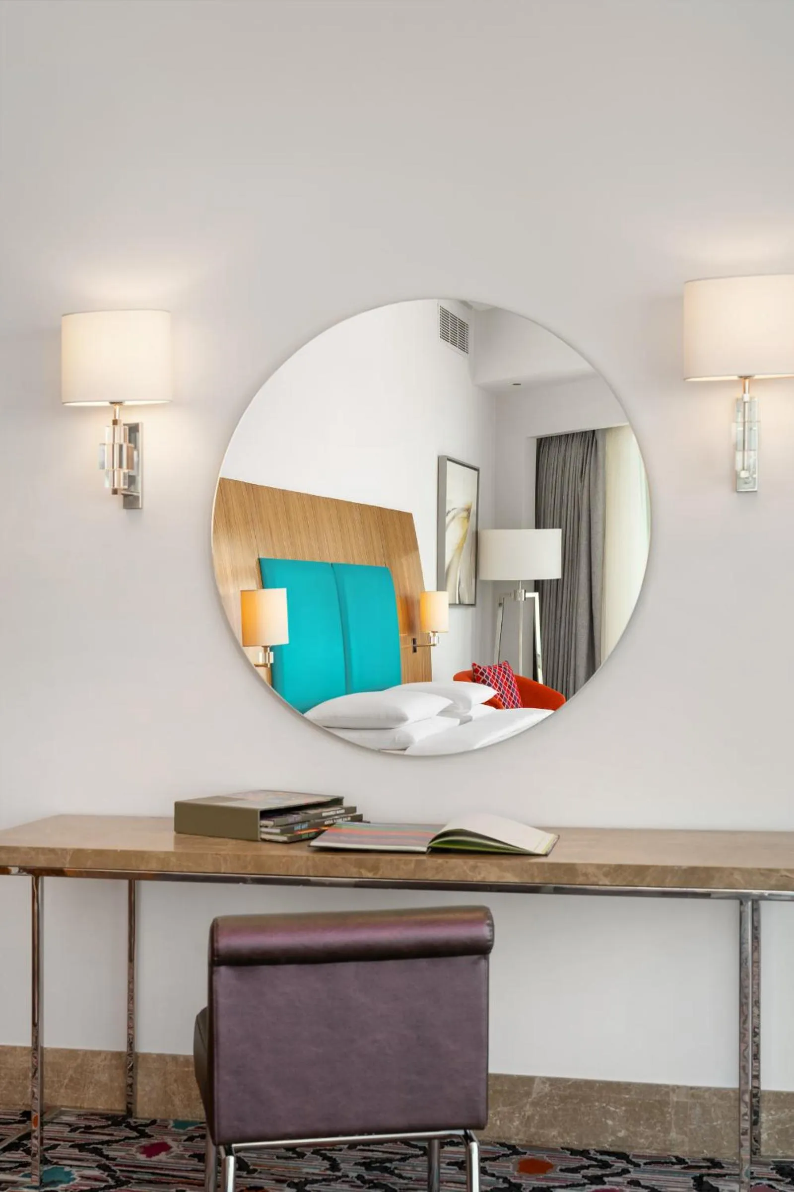 Andaz Capital Gate Abu Dhabi, By Hyatt