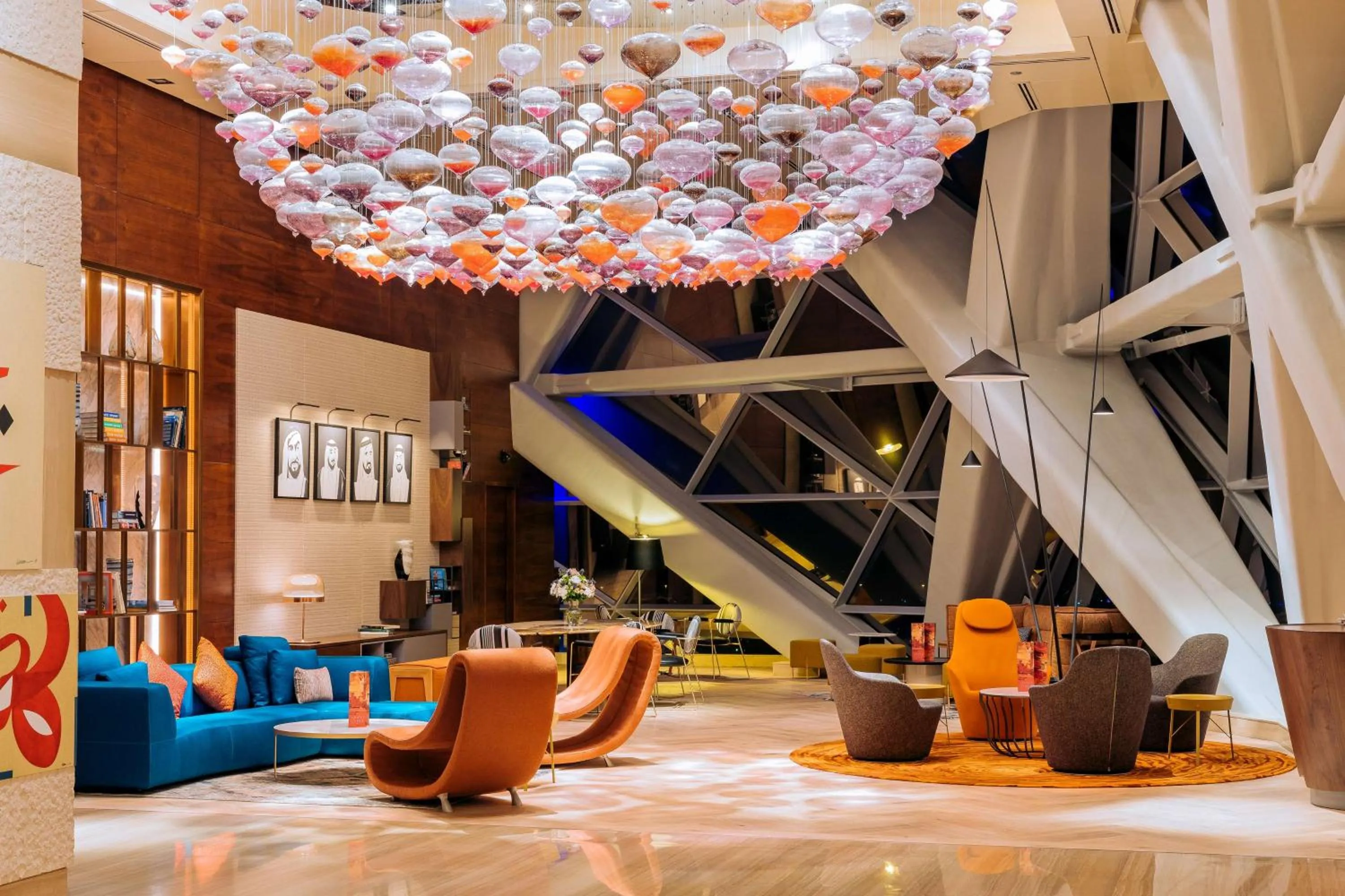 Lounge or bar in Andaz Capital Gate Abu Dhabi, By Hyatt