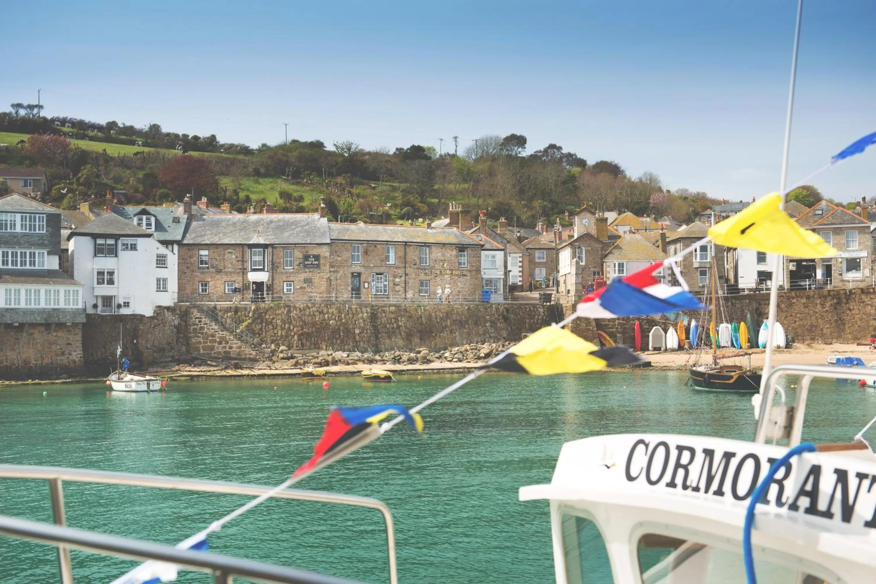 Facade/entrance in The Ship Inn