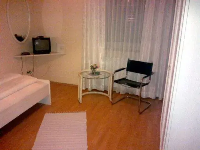 Single Room in Adolphs Frühstückspension Single Room in Adolphs Frühstückspension