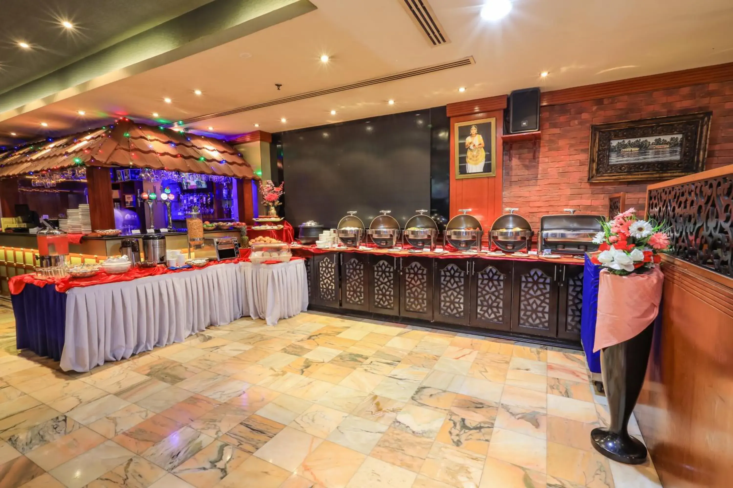 Restaurant/places to eat in Fortune Pearl Hotel Restaurant/places to eat in Fortune Pearl Hotel