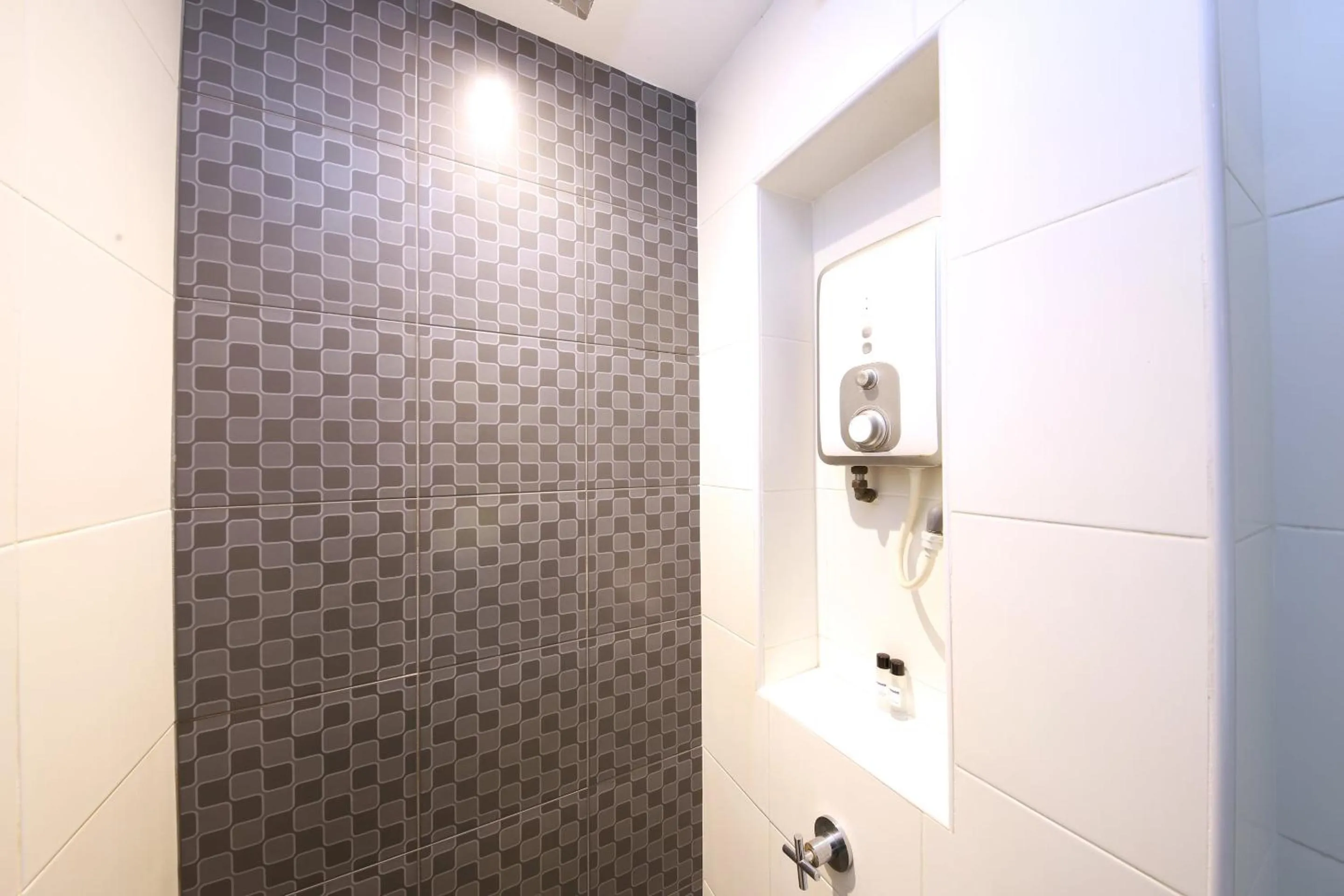 Bathroom in Hotel O Rooms Boutique Hotel