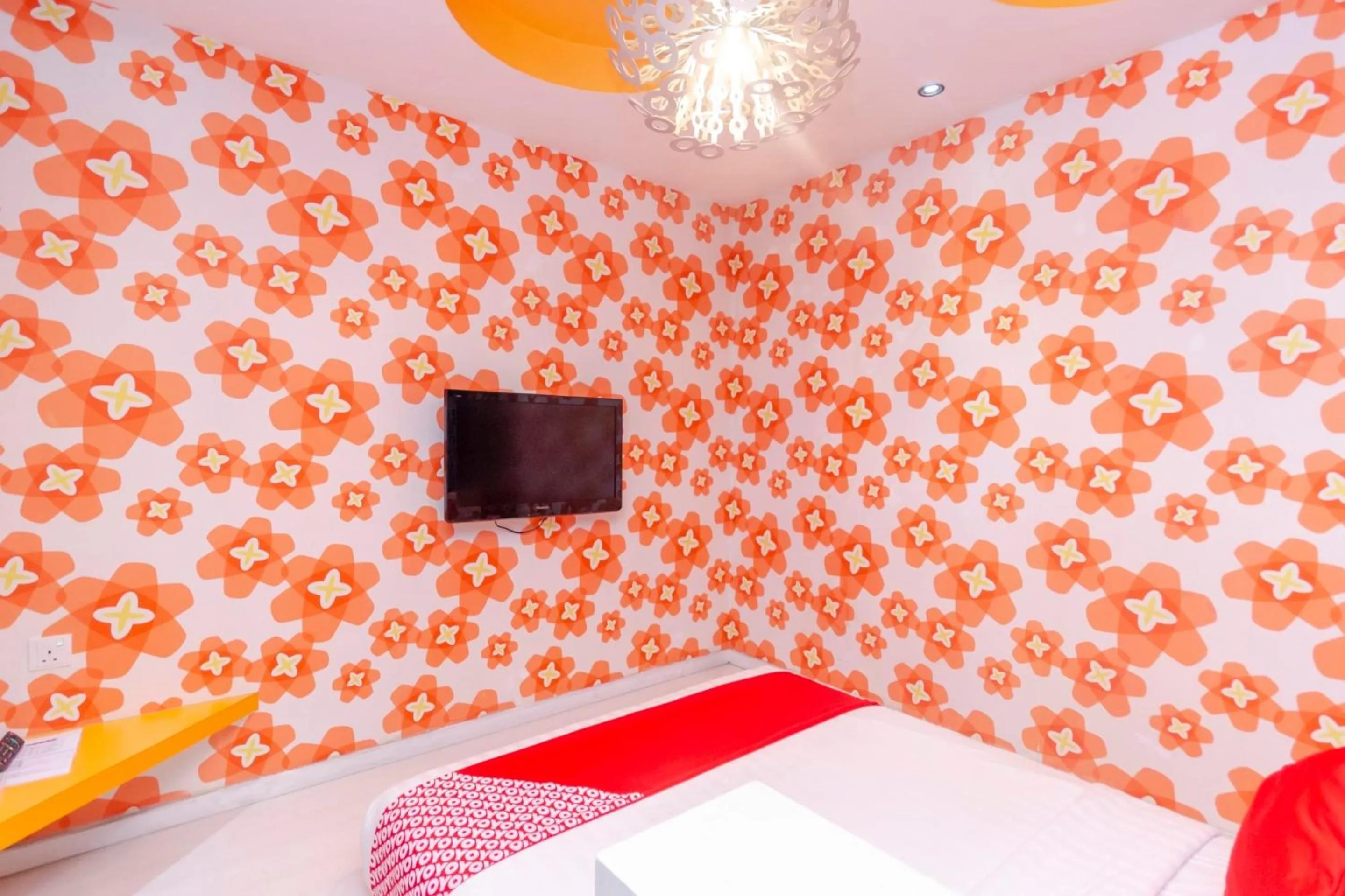 Bedroom, Bed in Hotel O Rooms Boutique Hotel