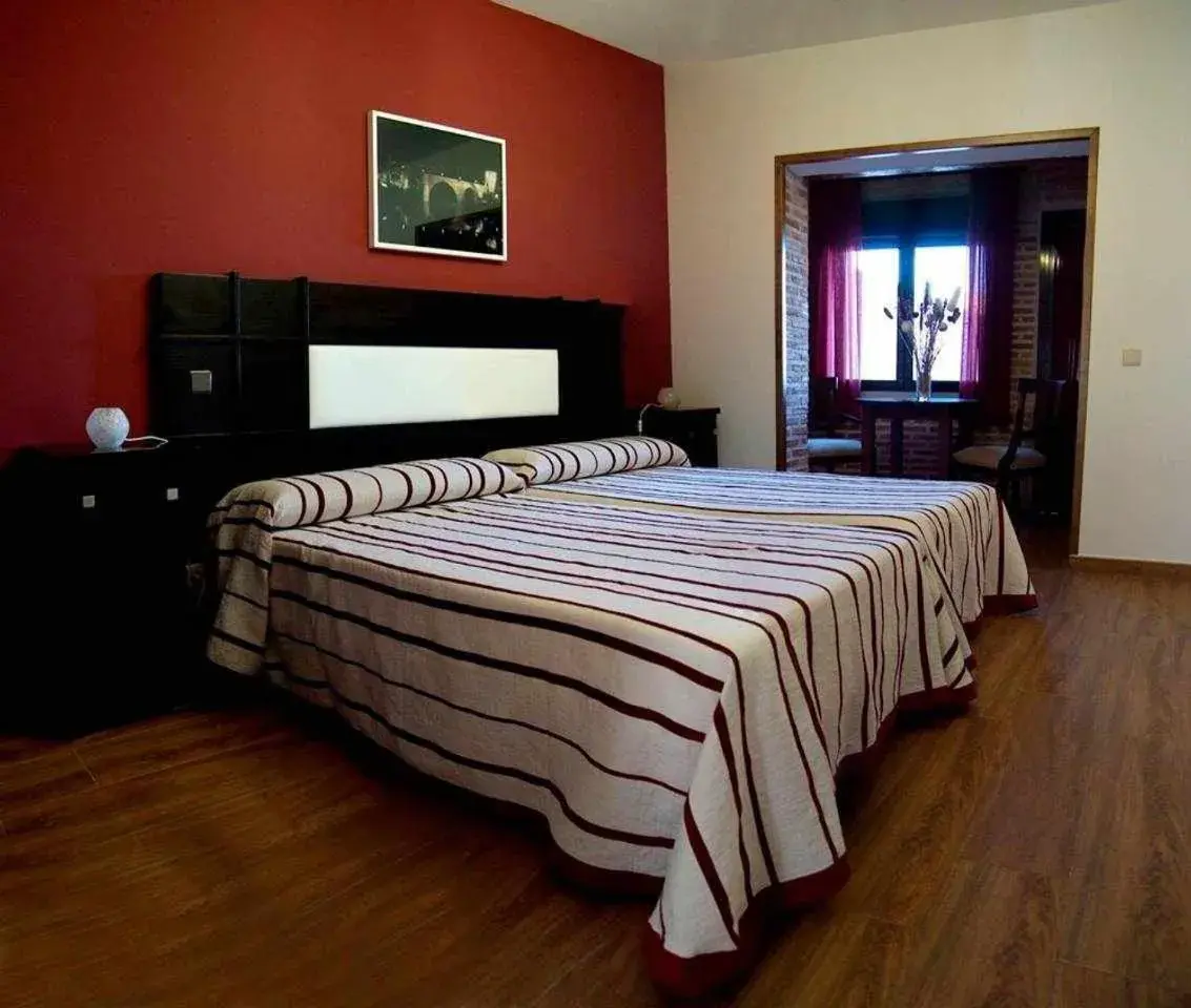 Bed in Alojamientos Callejón del Pozo, cerca Puy du Fou Bed in Alojamientos Callejón del Pozo, cerca Puy du Fou