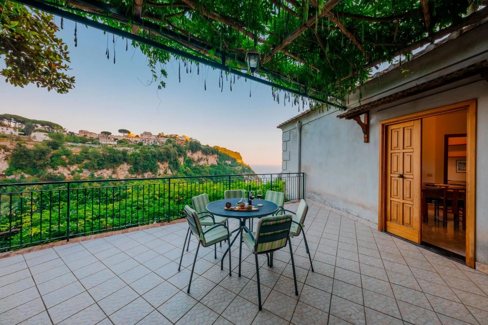 BBQ facilities in Villa San Lorenzo