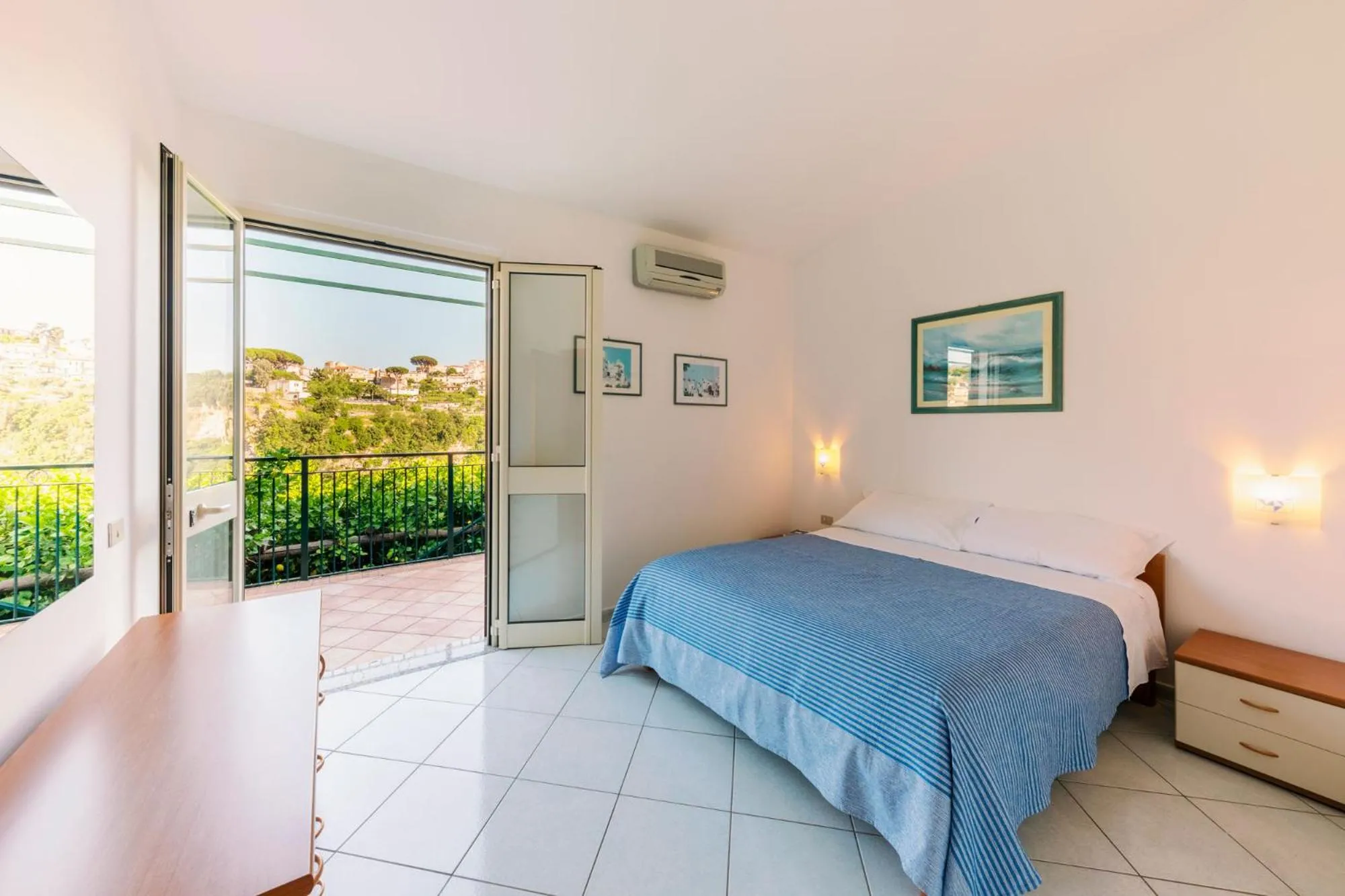 Bedroom, Bed in Villa San Lorenzo