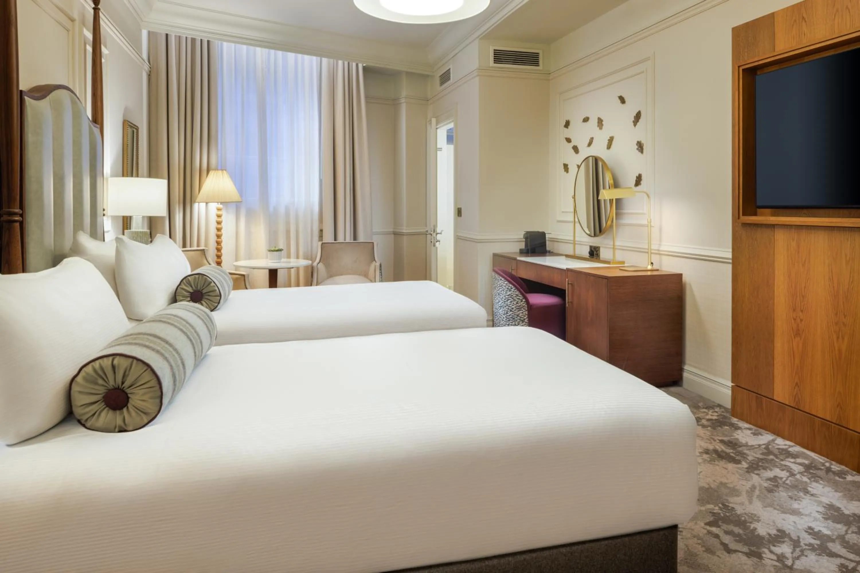 Bed in The Caledonian Edinburgh, Curio Collection by Hilton