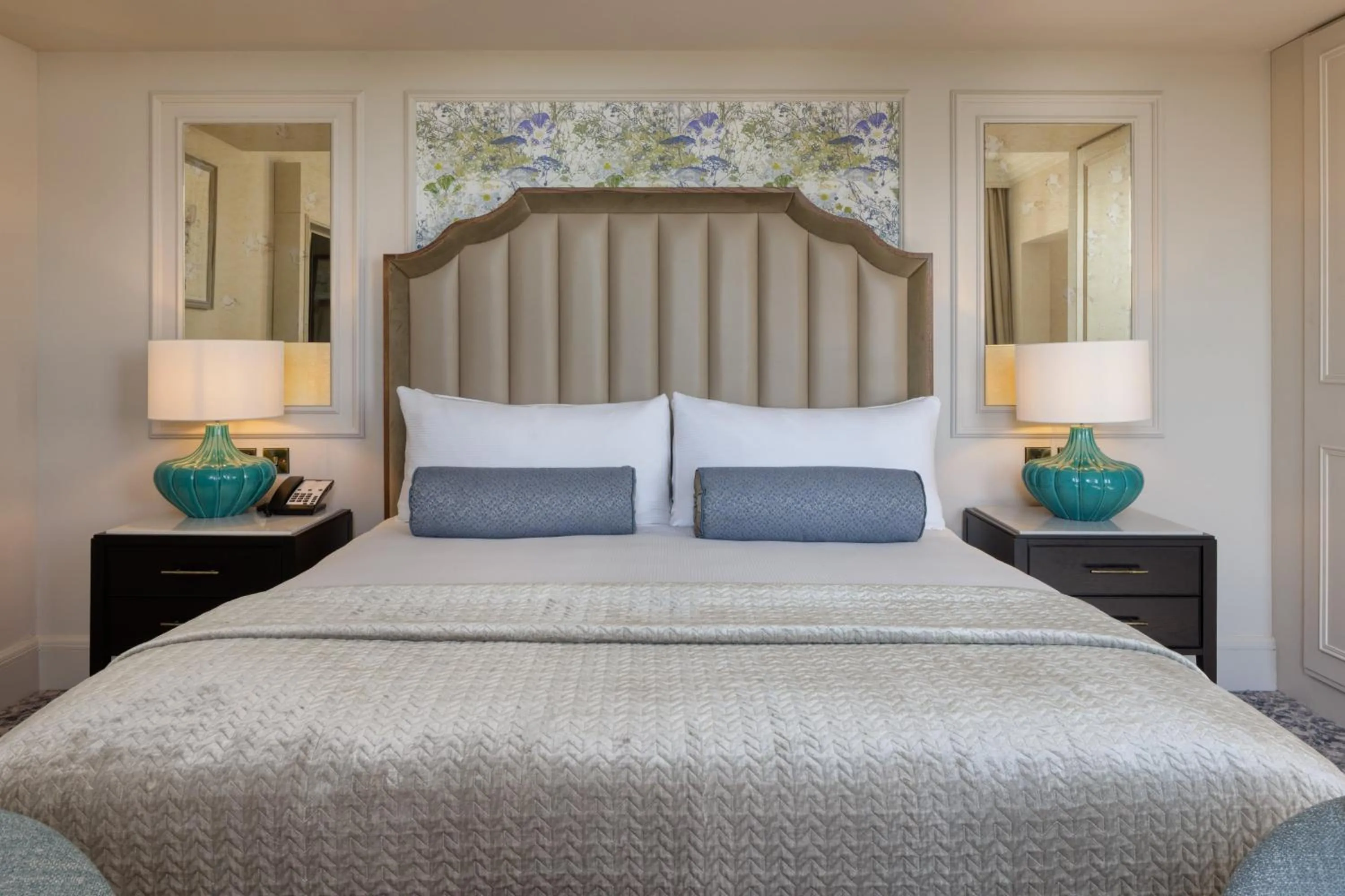 Bed in The Caledonian Edinburgh, Curio Collection by Hilton