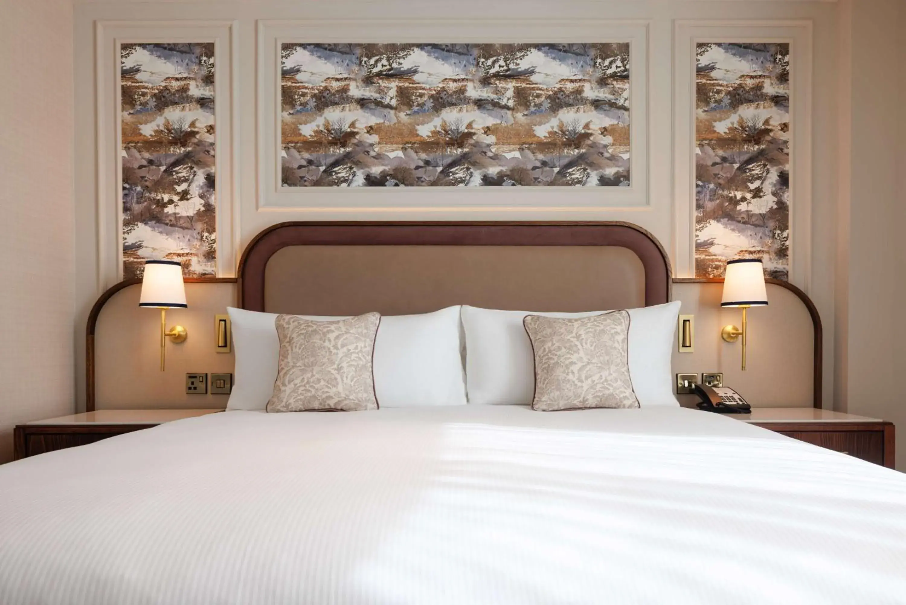 Bed in The Caledonian Edinburgh, Curio Collection by Hilton Bed in The Caledonian Edinburgh, Curio Collection by Hilton