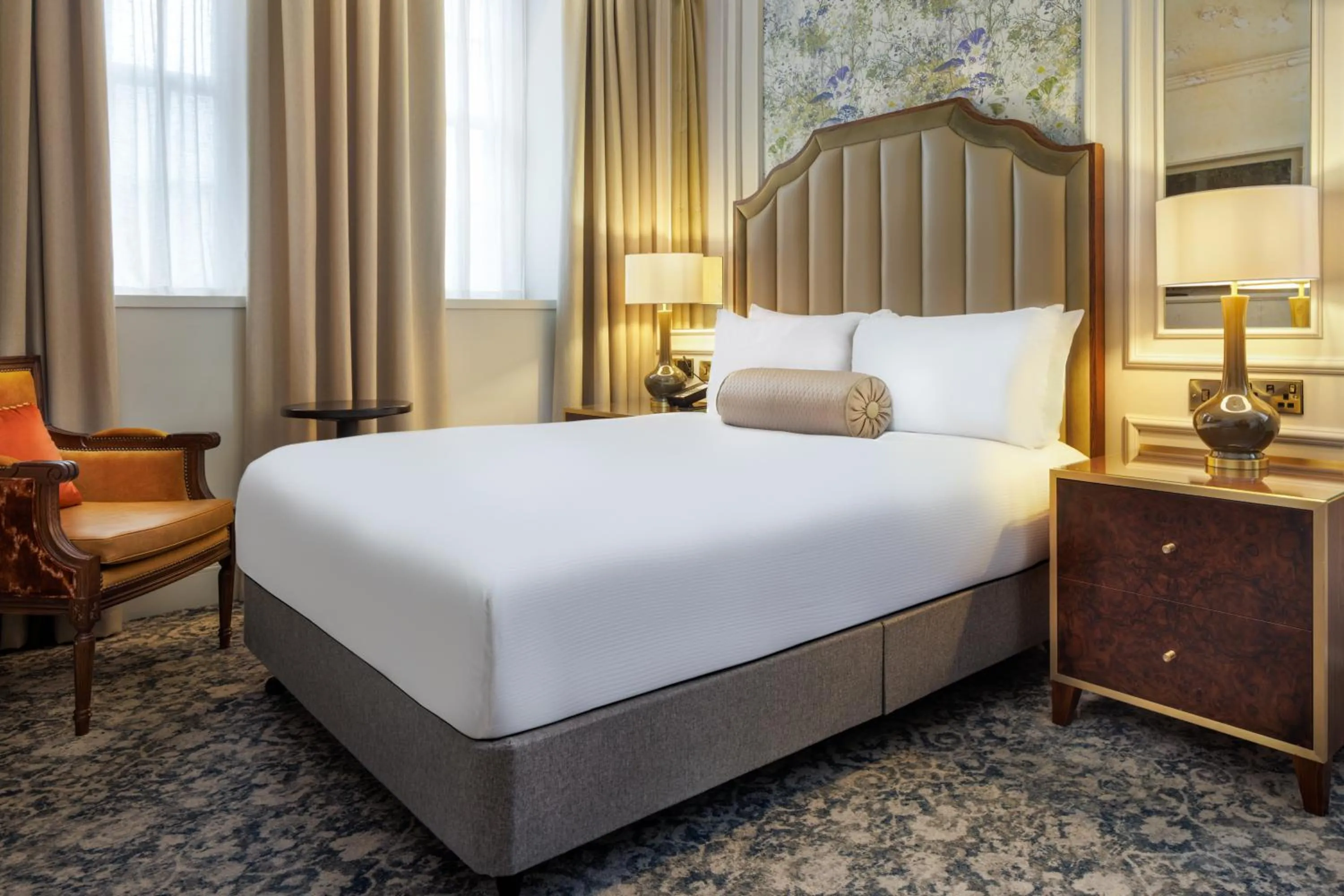 Bed in The Caledonian Edinburgh, Curio Collection by Hilton