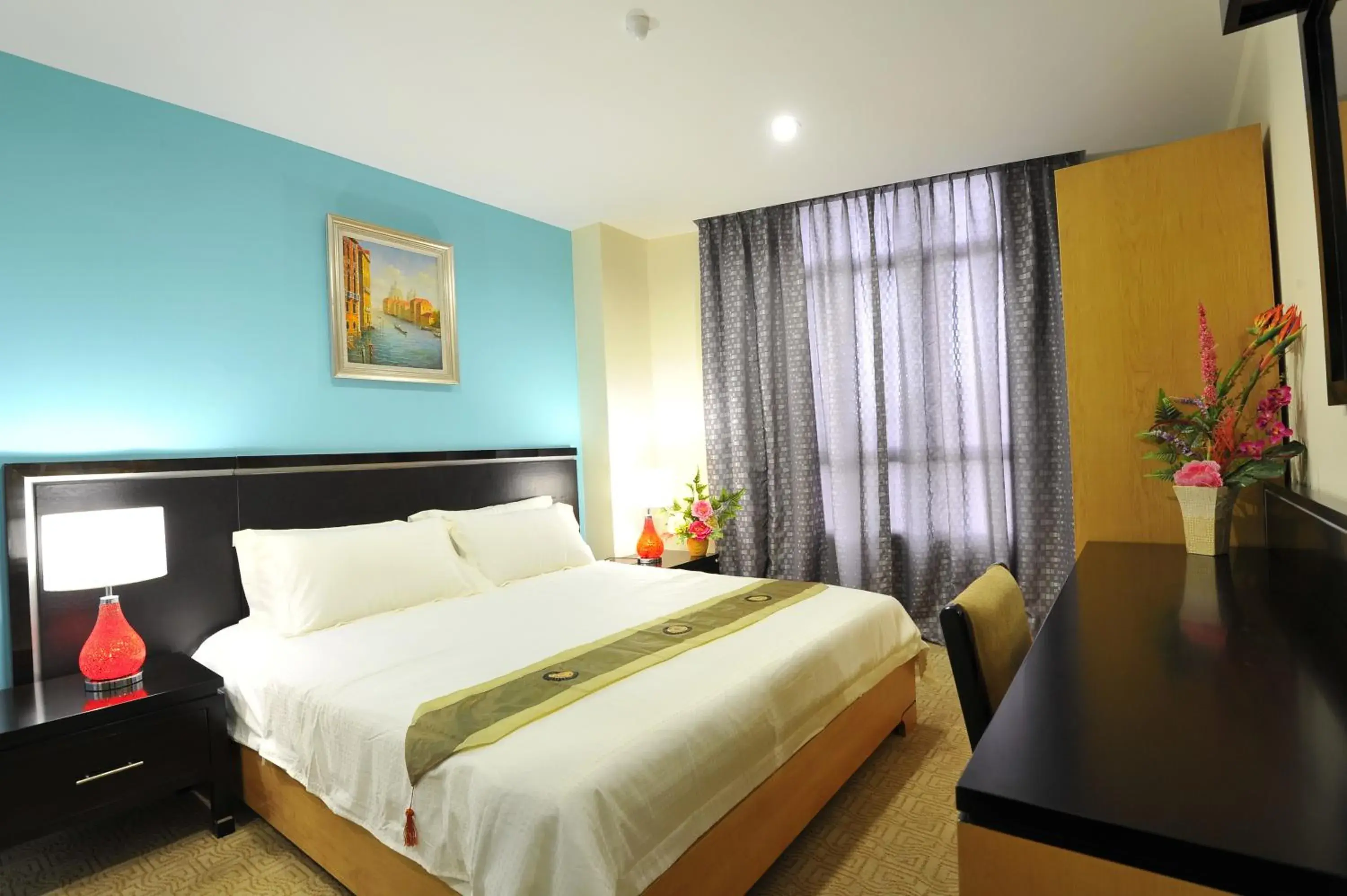 Bedroom, Bed in Hallmark View Hotel Bedroom, Bed in Hallmark View Hotel