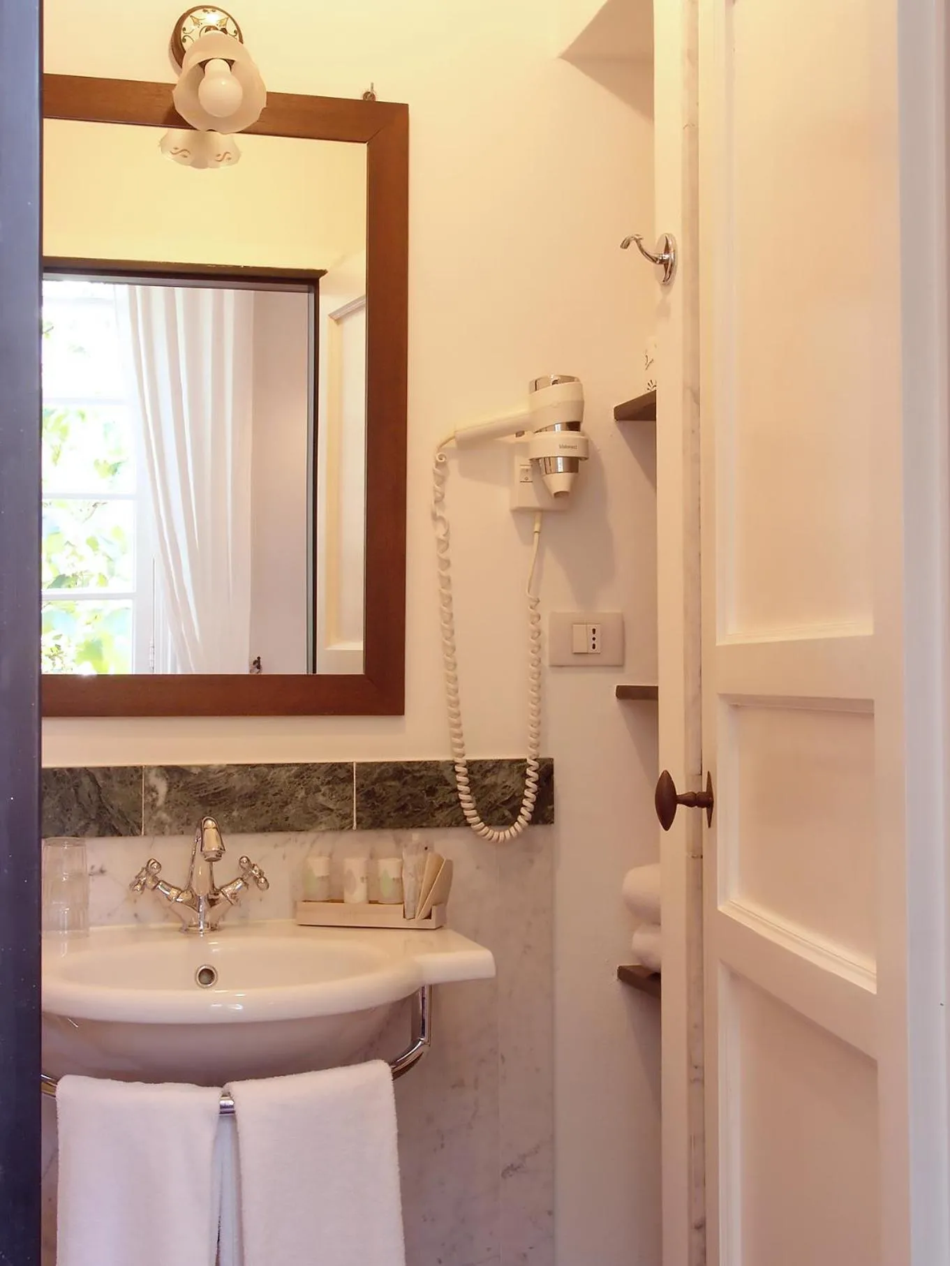 Bathroom in Villanova - Nature & Wellness