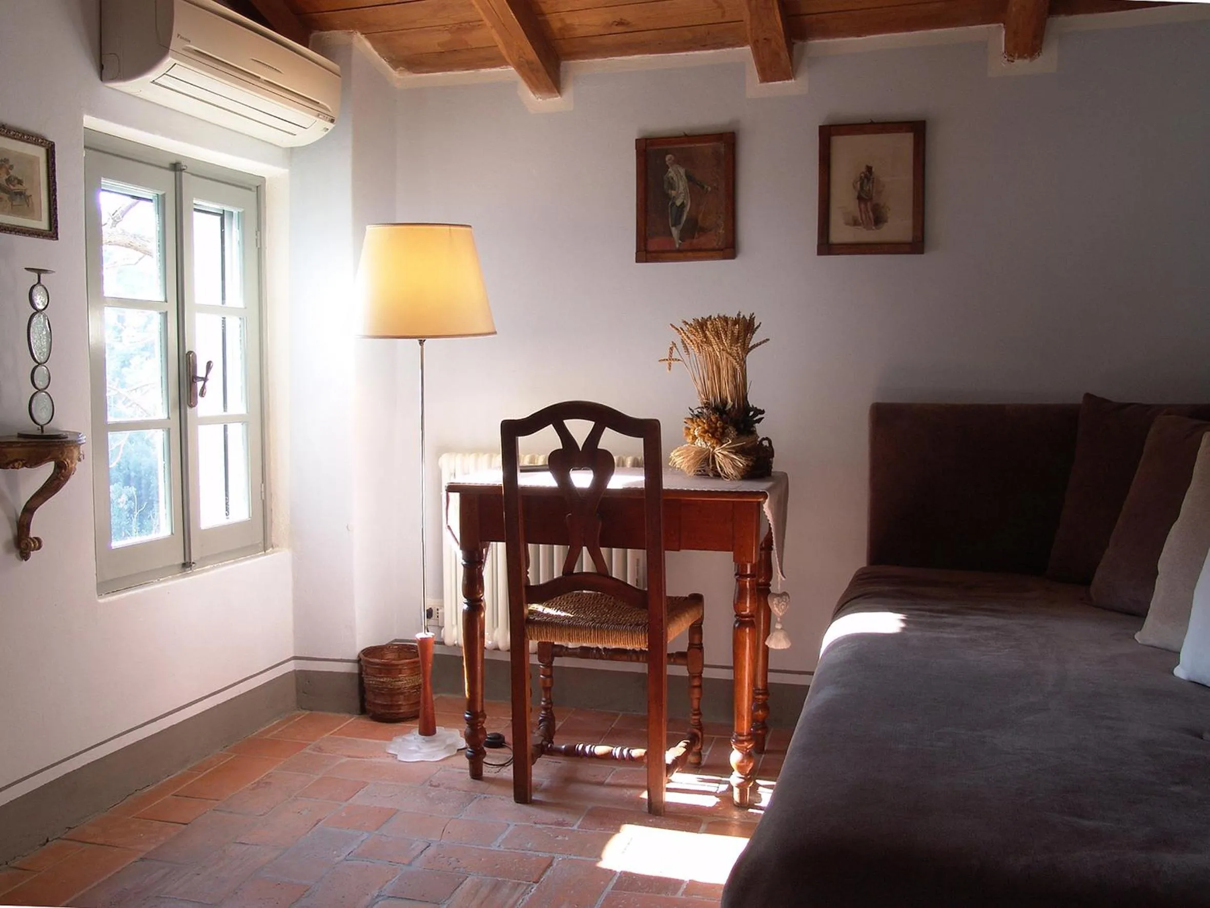 Living room in Villanova - Nature & Wellness