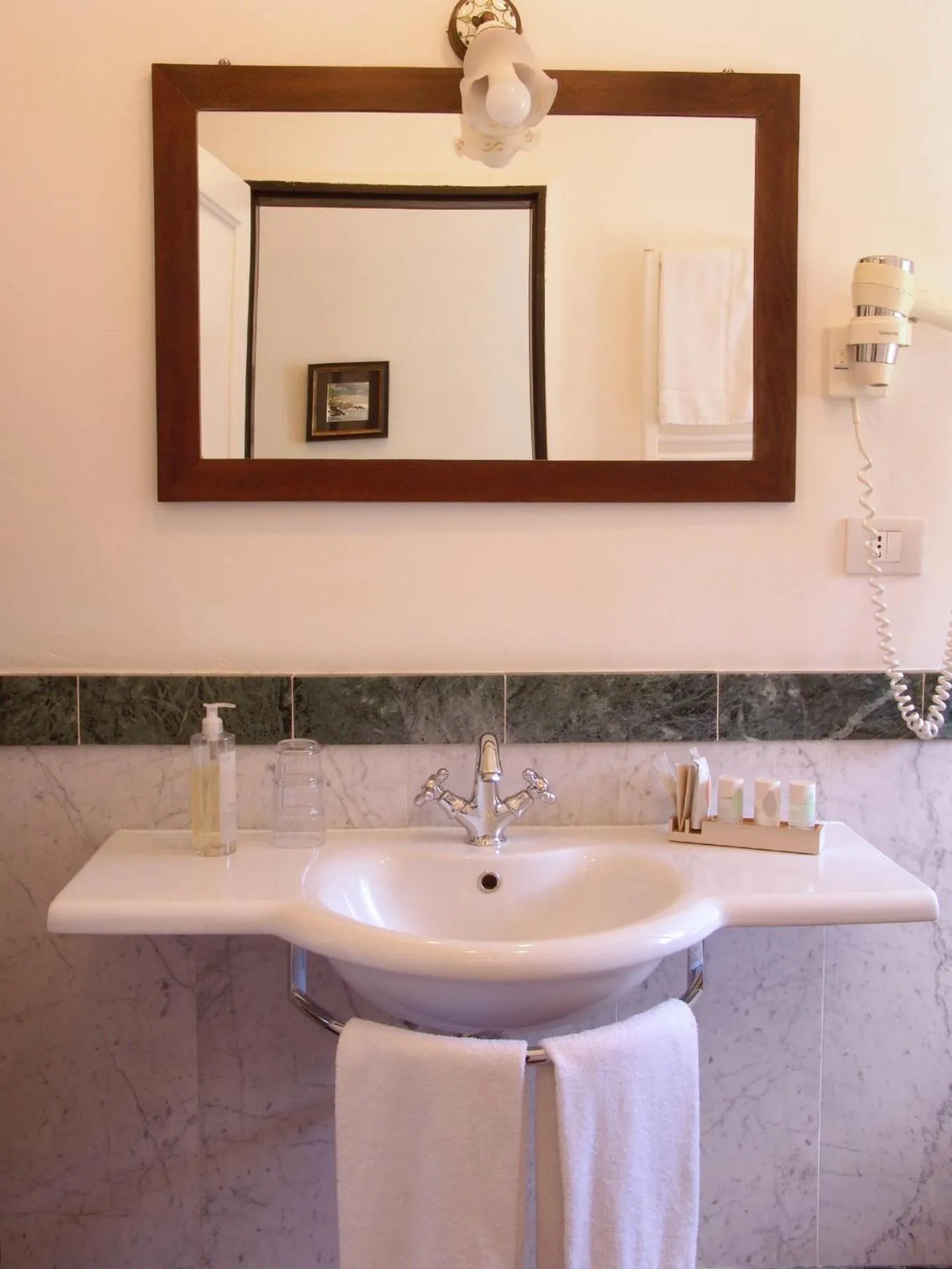 Bathroom in Villanova - Nature & Wellness