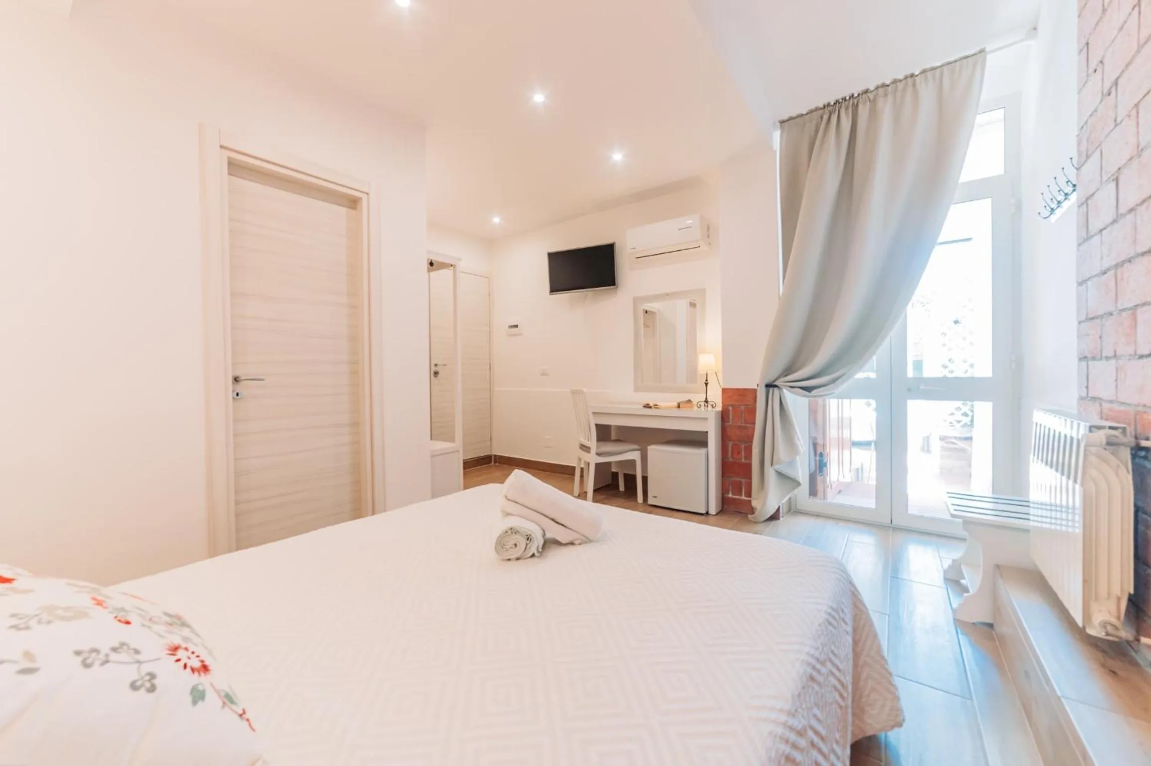 Bedroom, Bed in B&B Casa al Vicolo 2