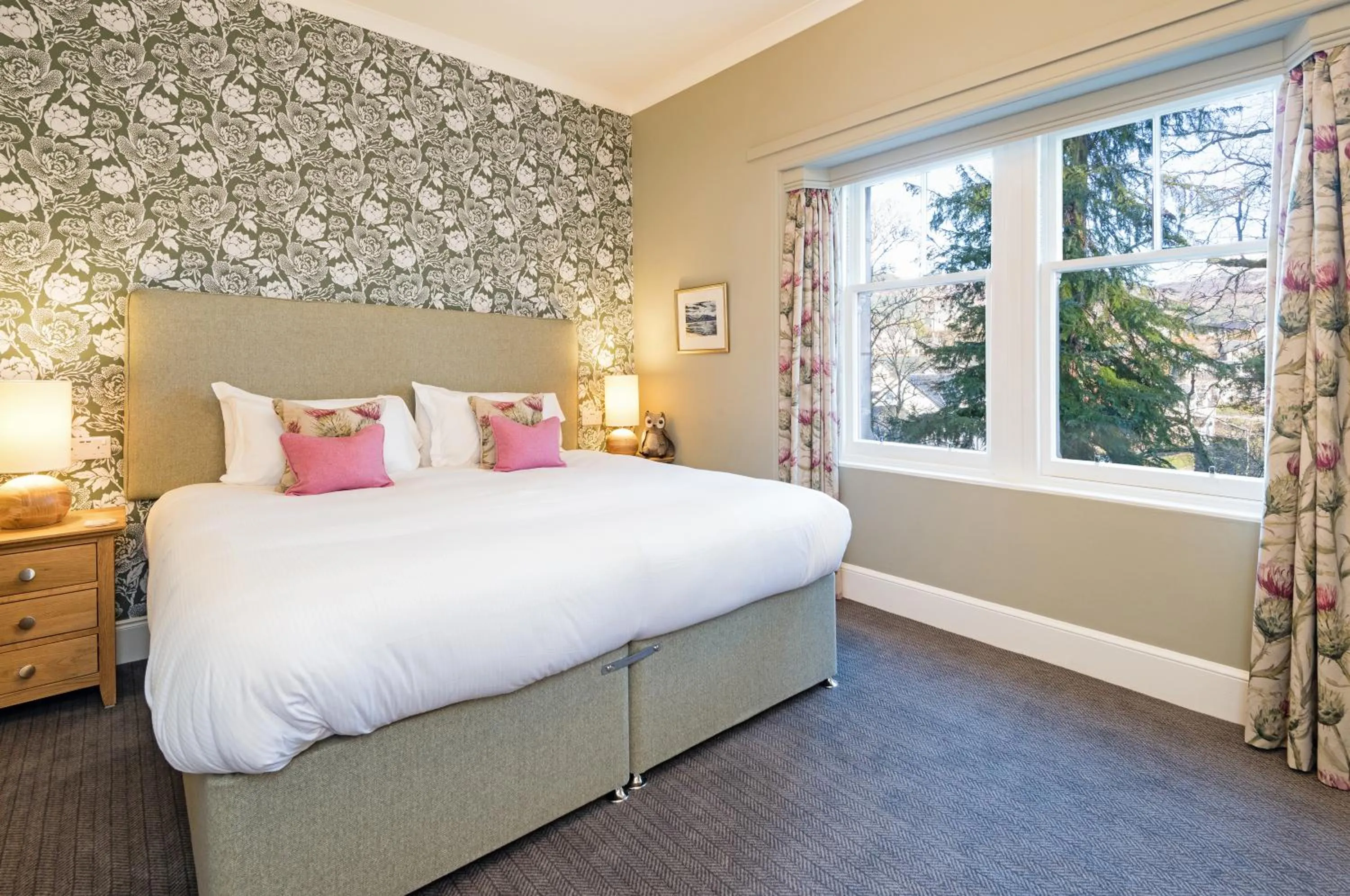 Bedroom, Bed in Knockendarroch Hotel
