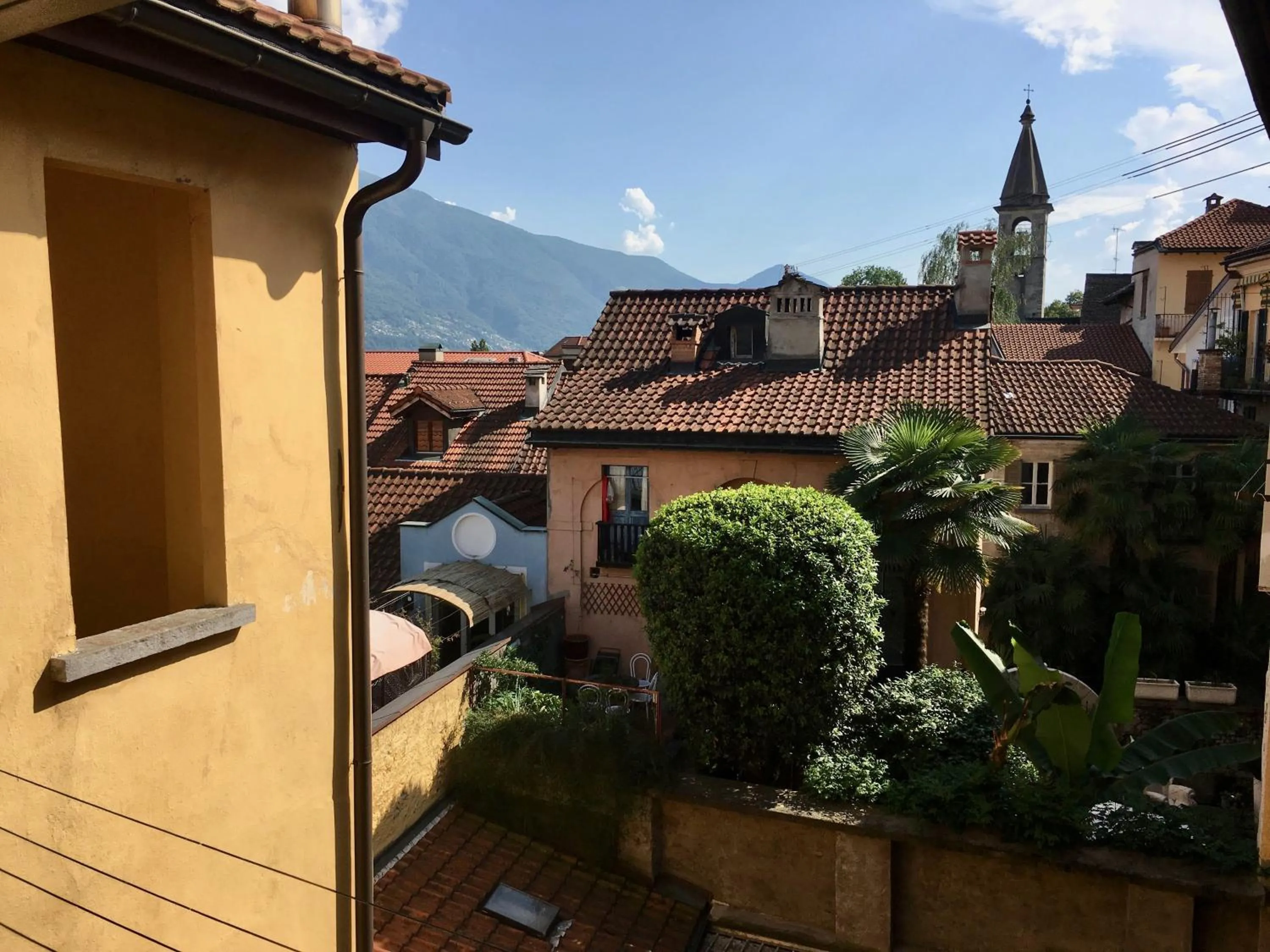 Mountain view in Great2Stay City Center Apartments Locarno