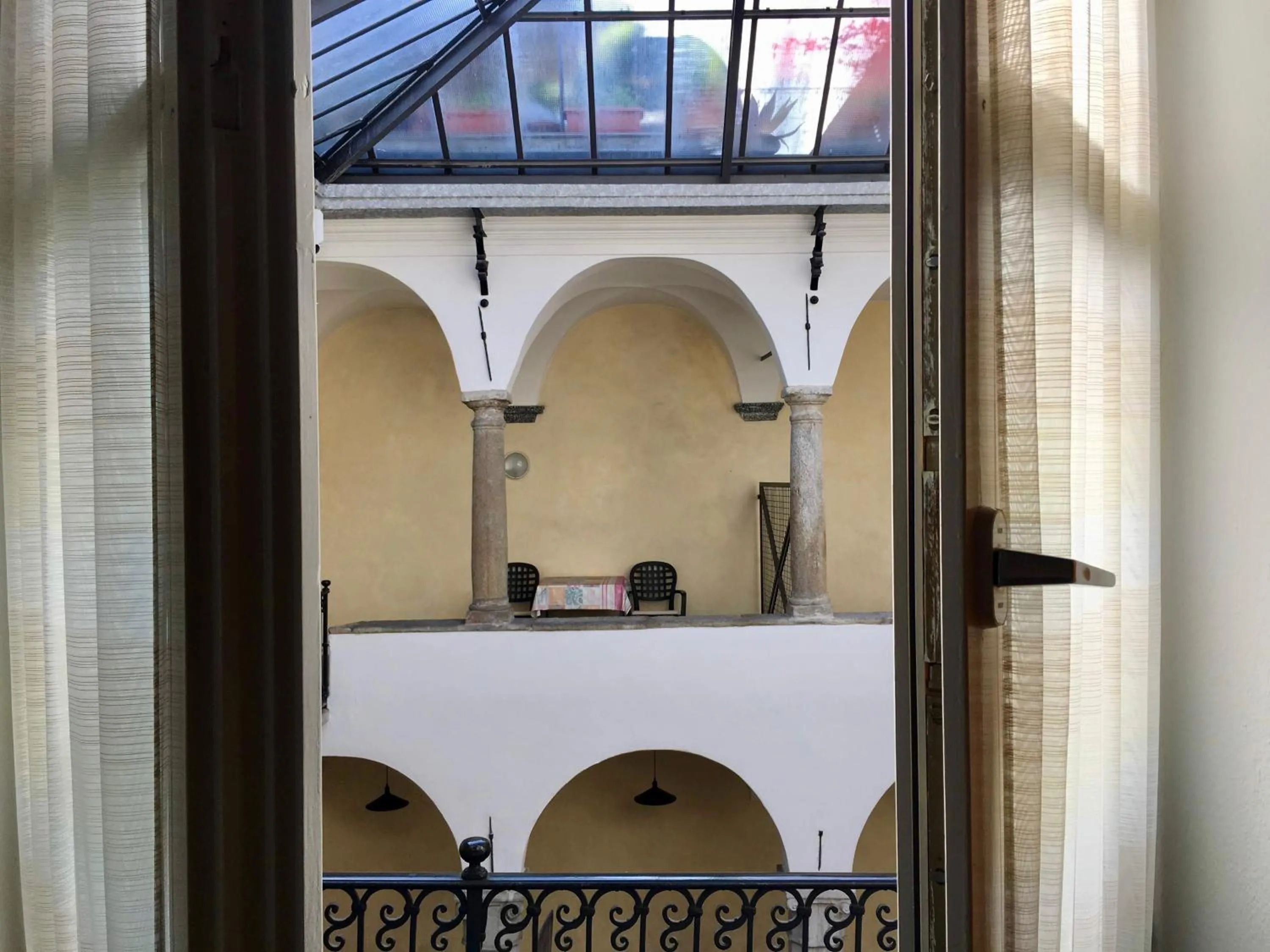 Patio in Great2Stay City Center Apartments Locarno