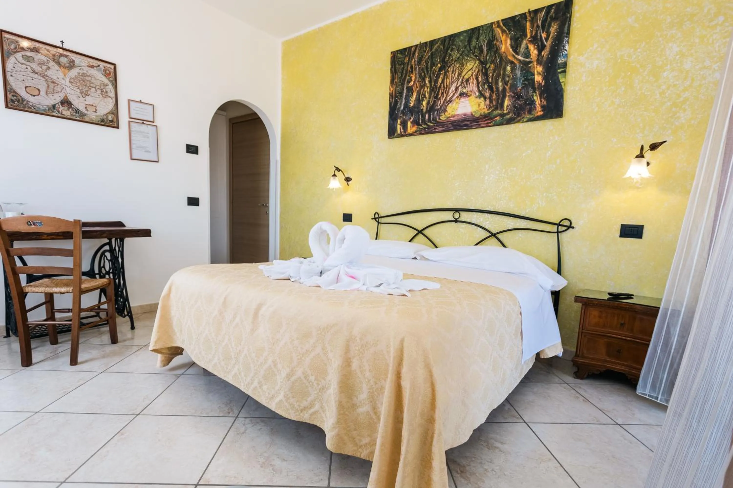 Bedroom, Bed in Villa Italia