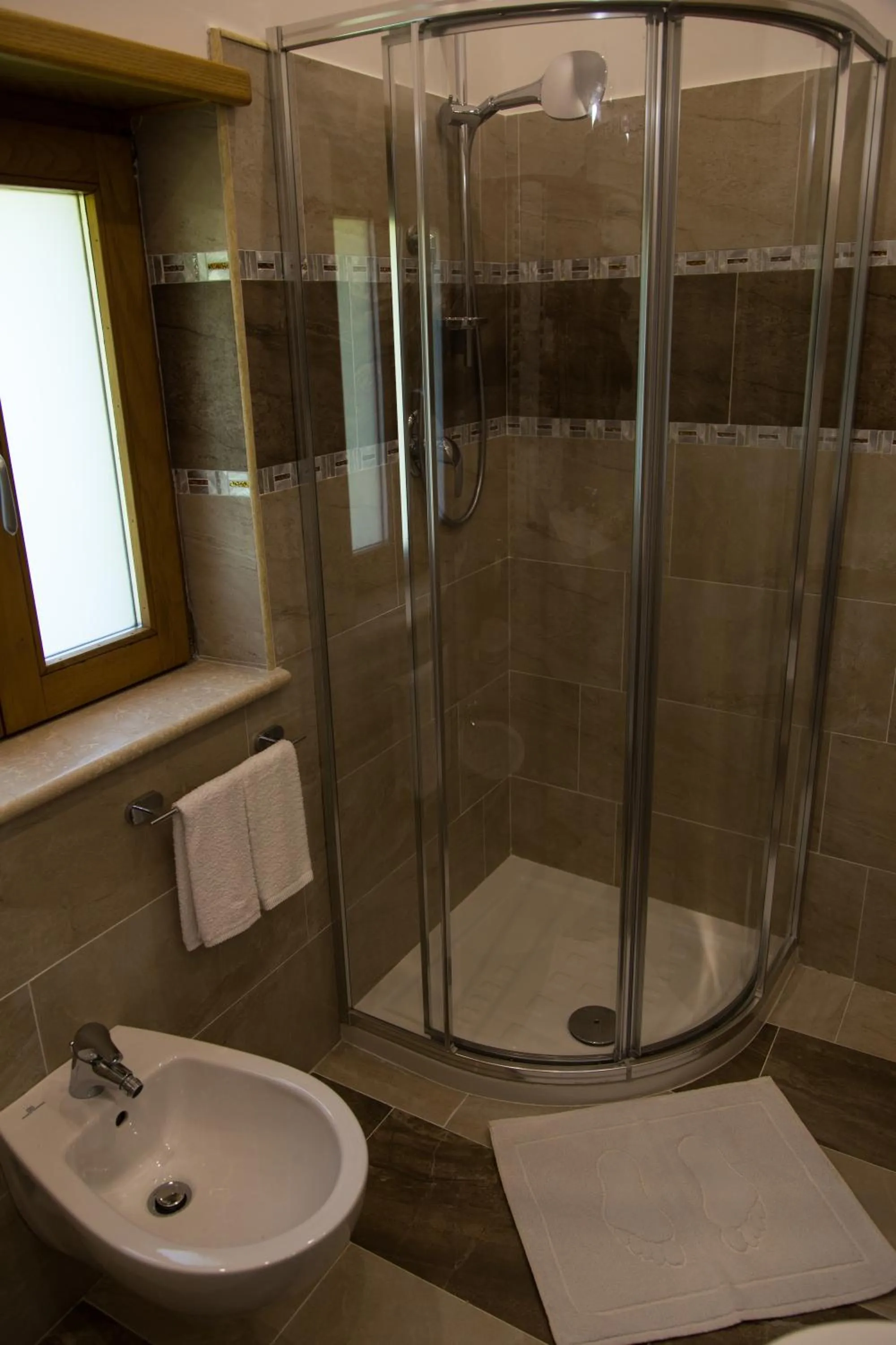 Shower in Villa Italia