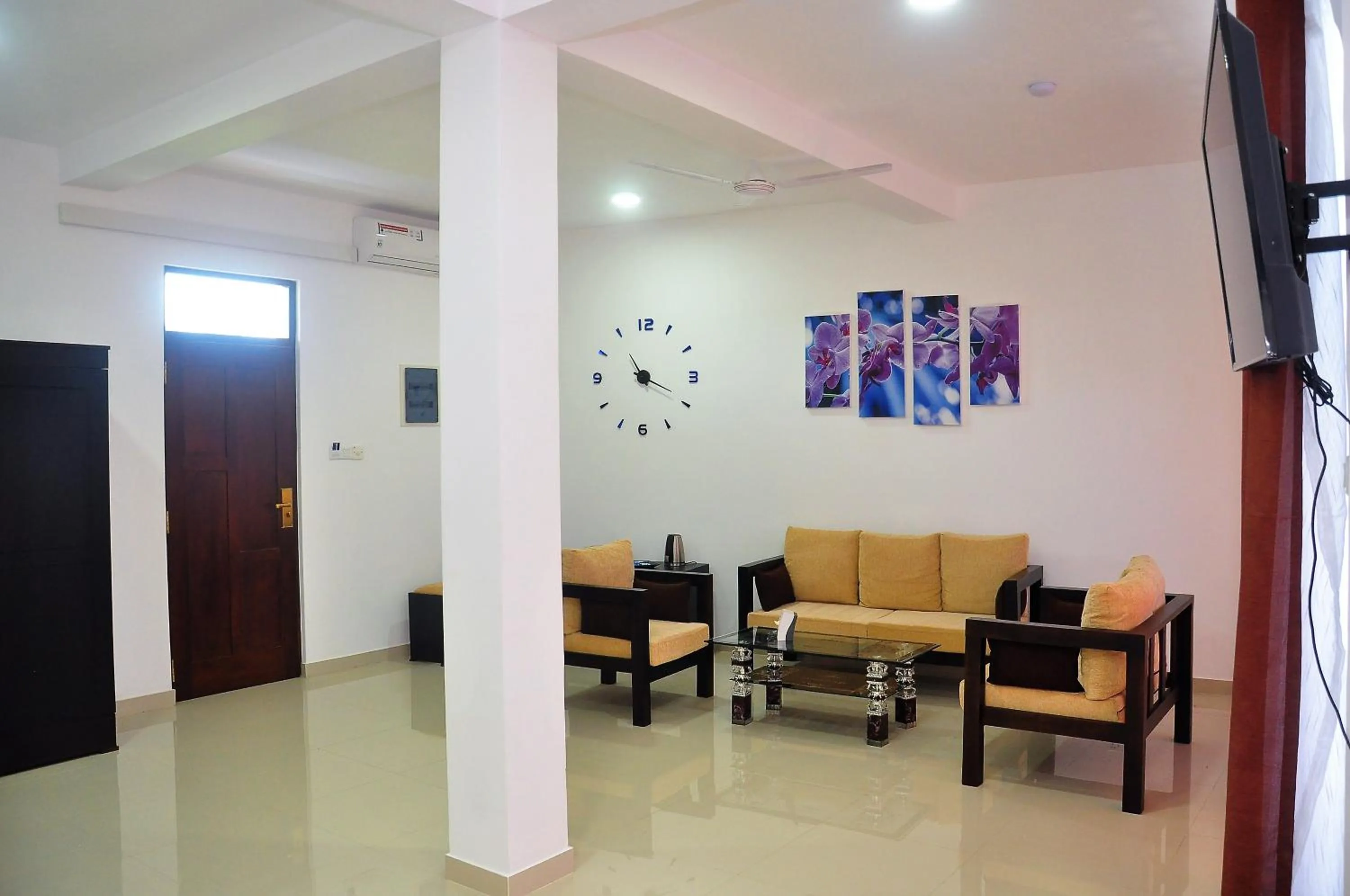 Living room in Amber House Lanka