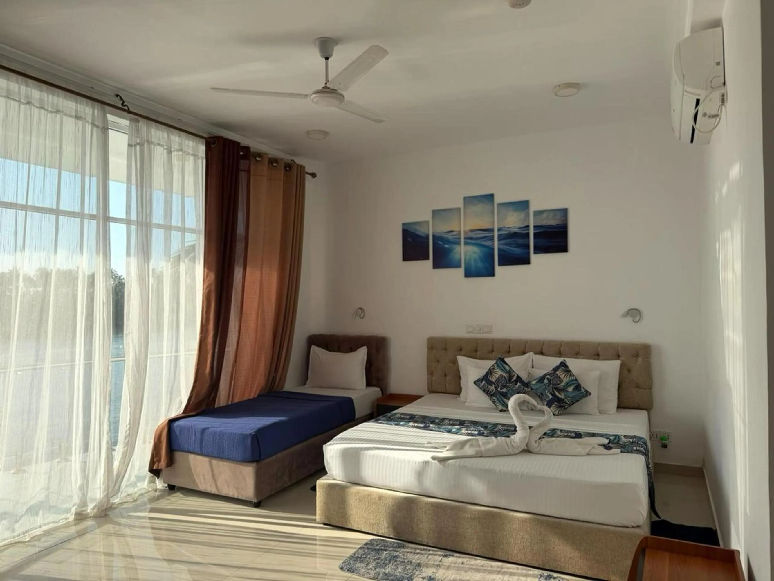 Bedroom, Bed in Amber House Lanka