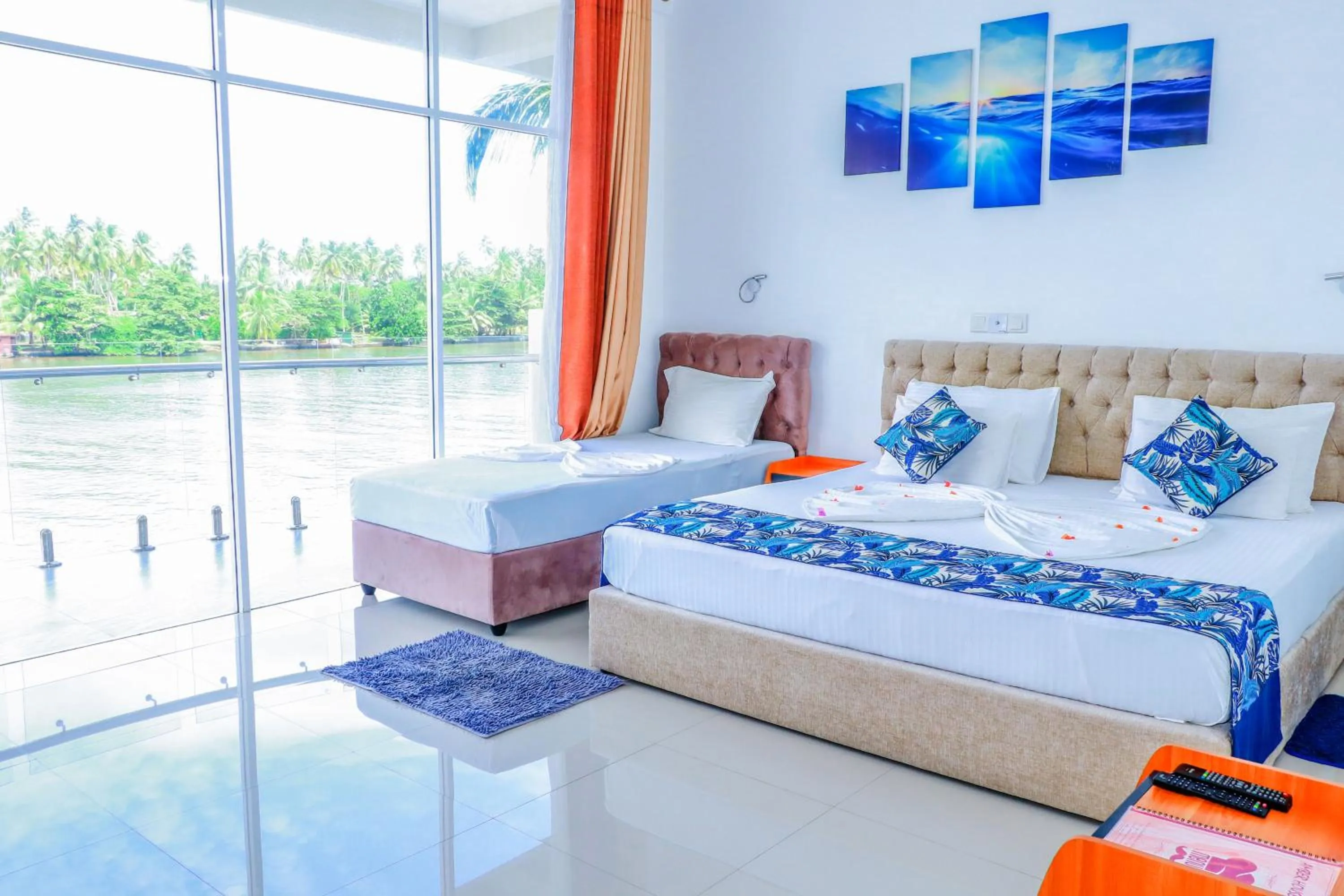 Bedroom, Bed in Amber House Lanka