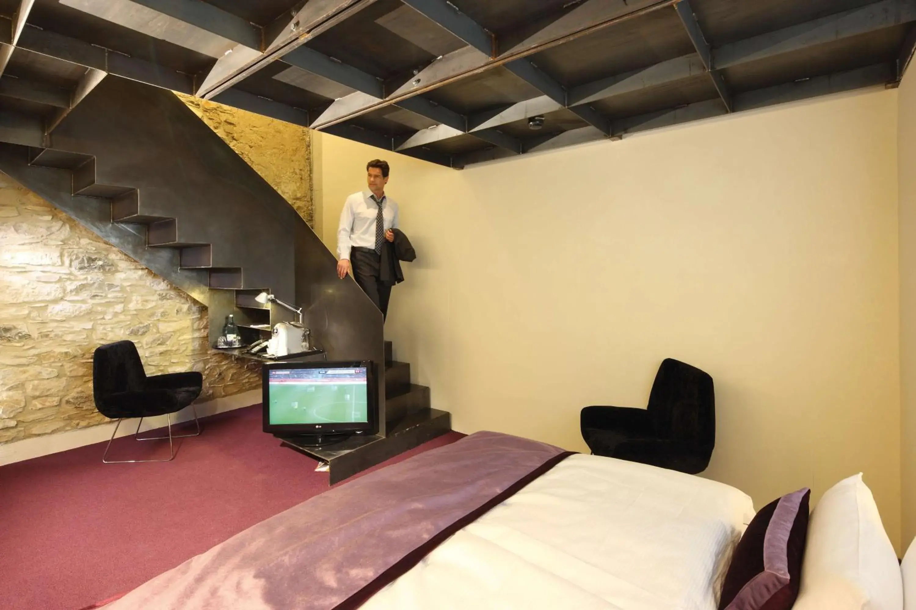 Bedroom, Bed in Best Western Plus BierKulturHotel Schwanen Bedroom, Bed in Best Western Plus BierKulturHotel Schwanen