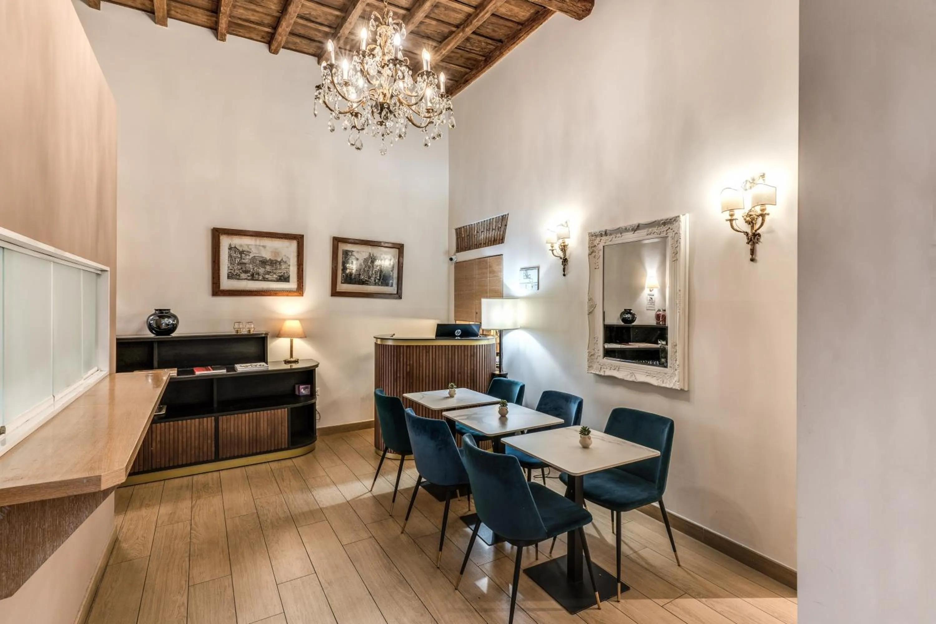 Lobby or reception in Little Queen Suite