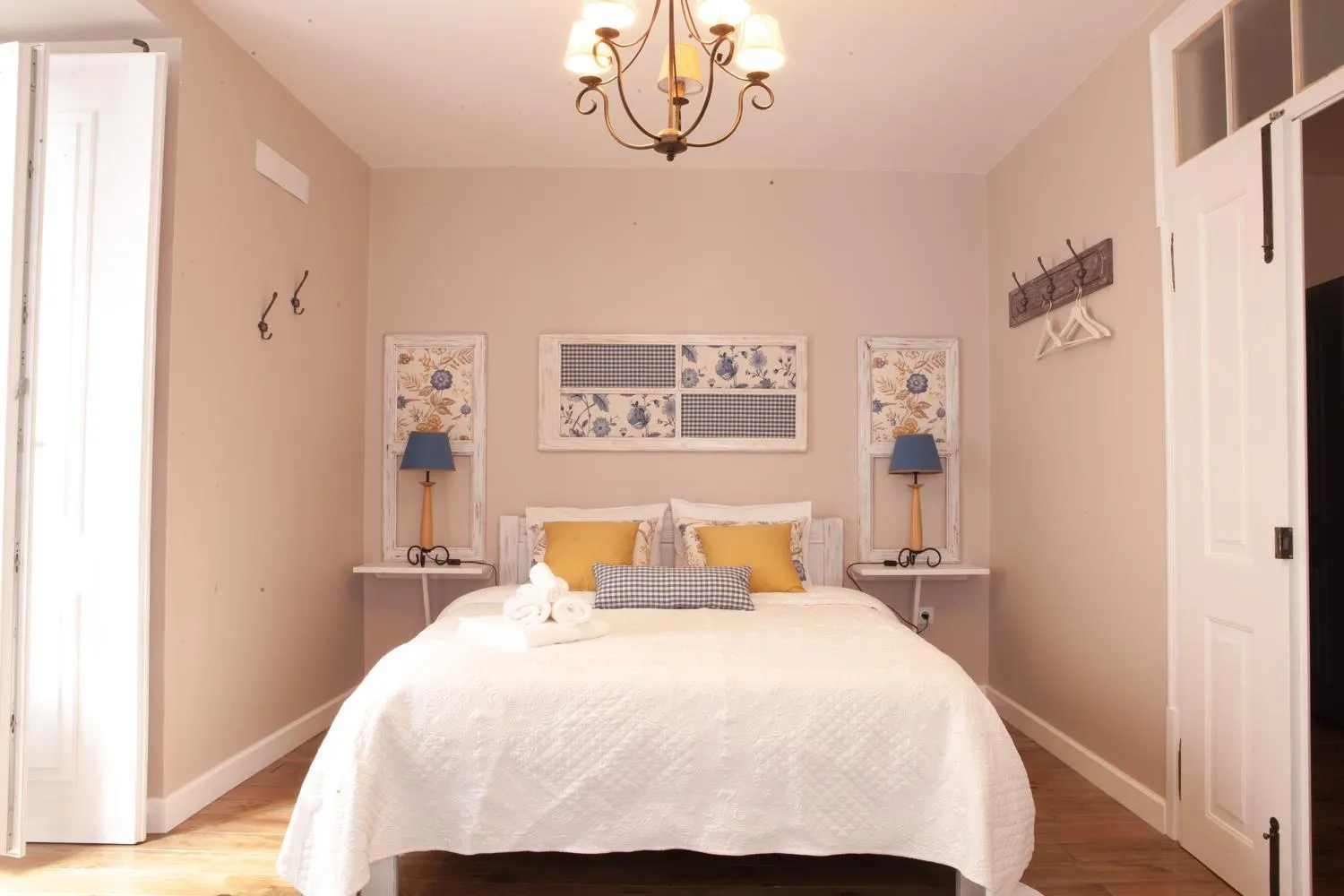 Bed in Cafofos da Zeta