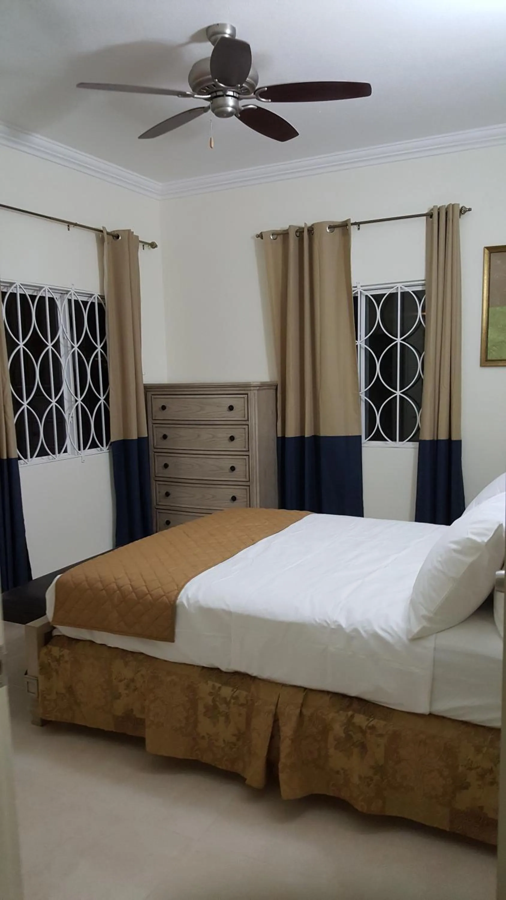 Bed in Tropical Luxury Dreams