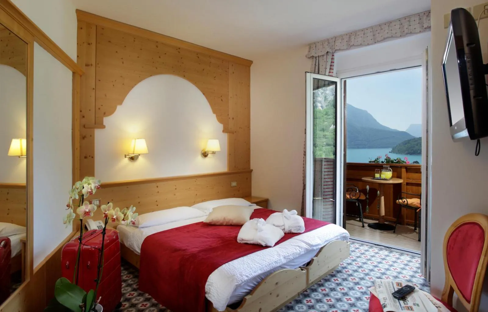 Photo of the whole room, Bed in Hotel Olympia