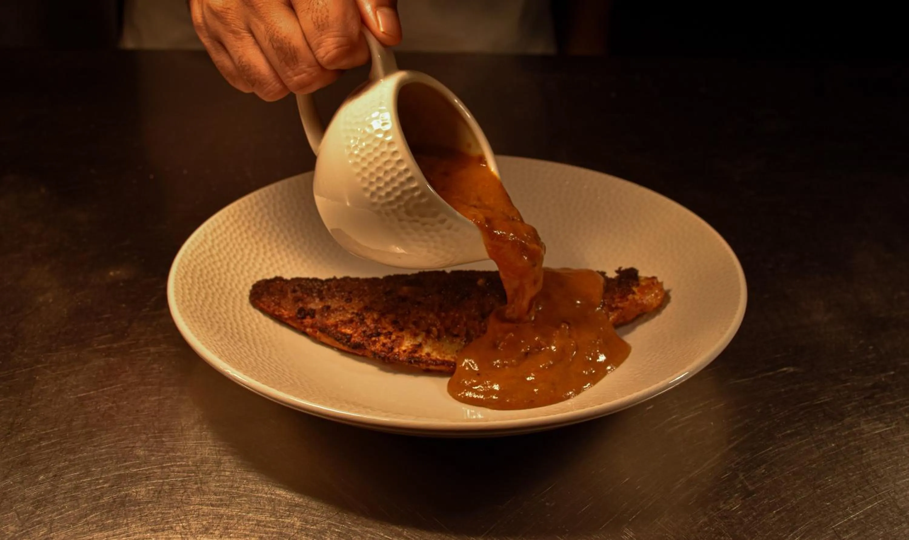 Restaurant/places to eat in Nomi Rooms & Restaurant