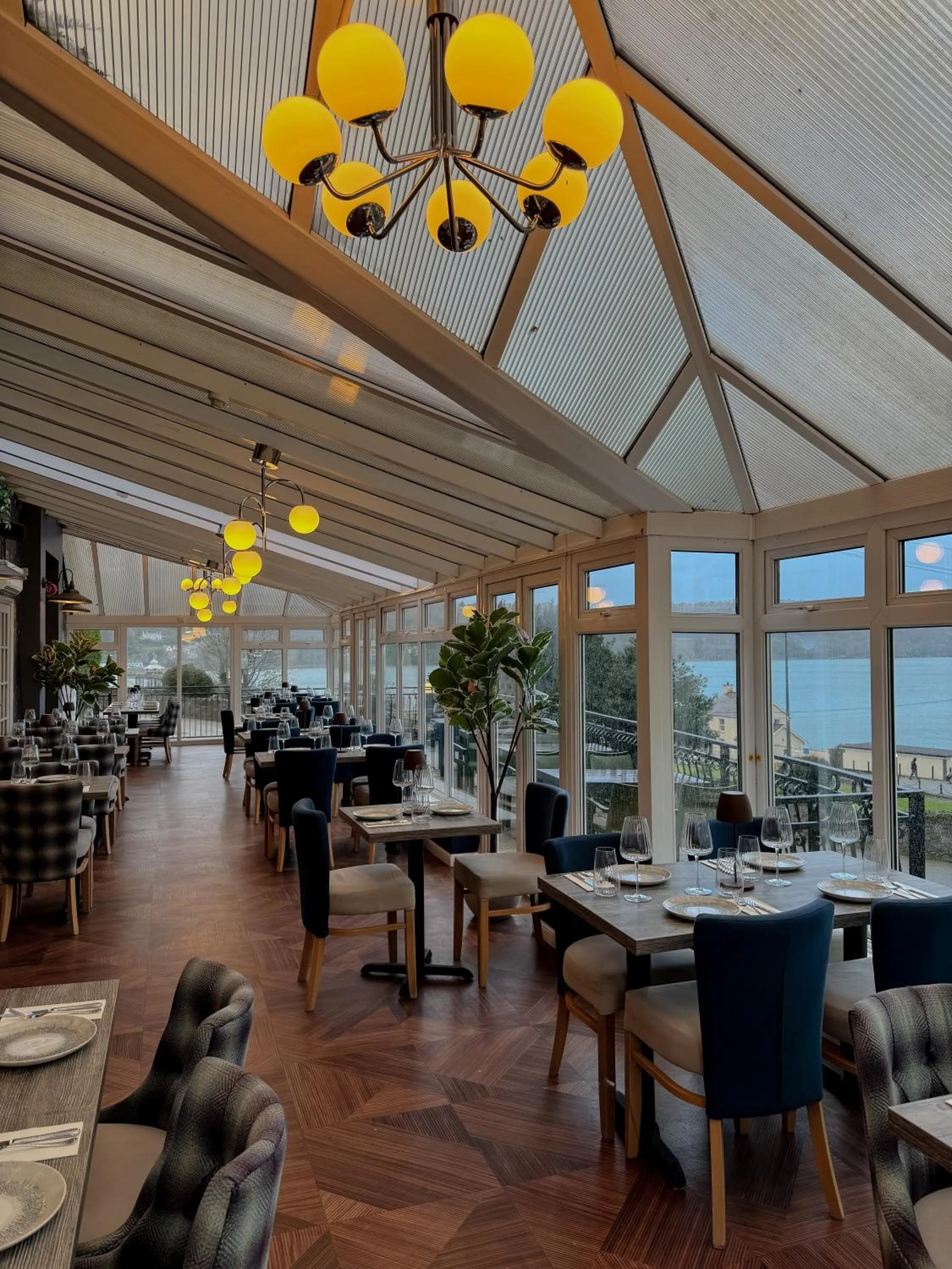 Property building in Nomi Rooms & Restaurant