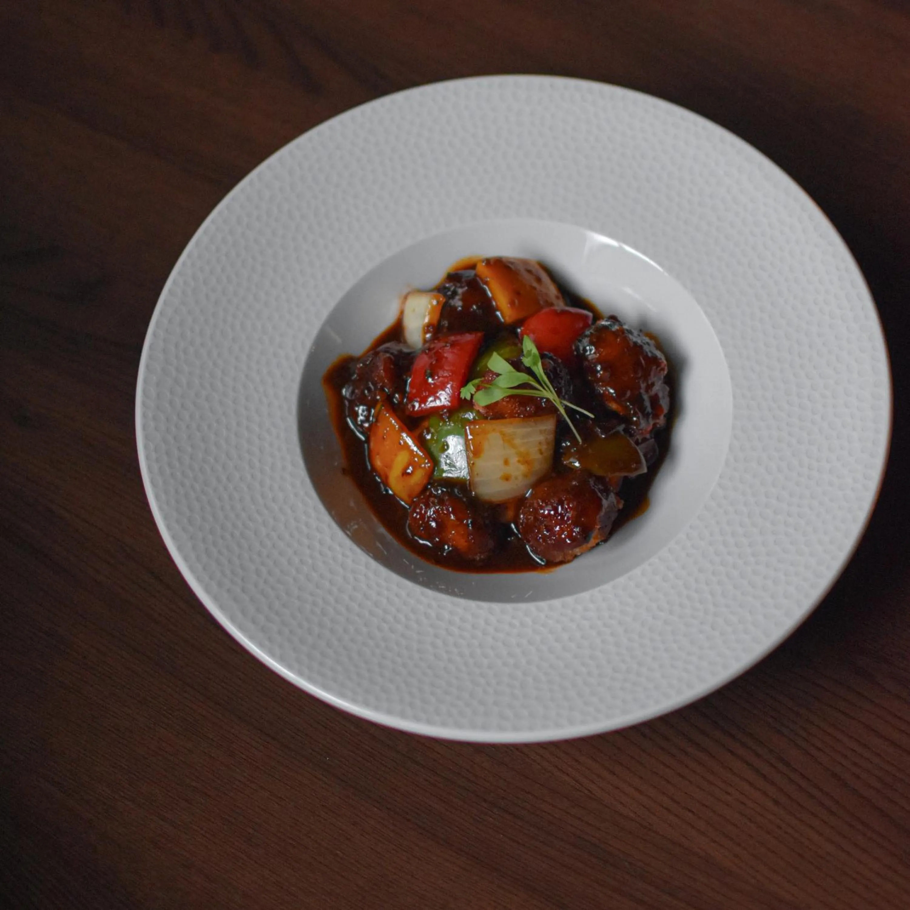 Nomi Rooms & Restaurant