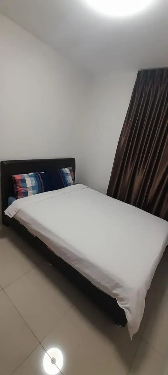 Bedroom, Bed in K. Riverfront apartment