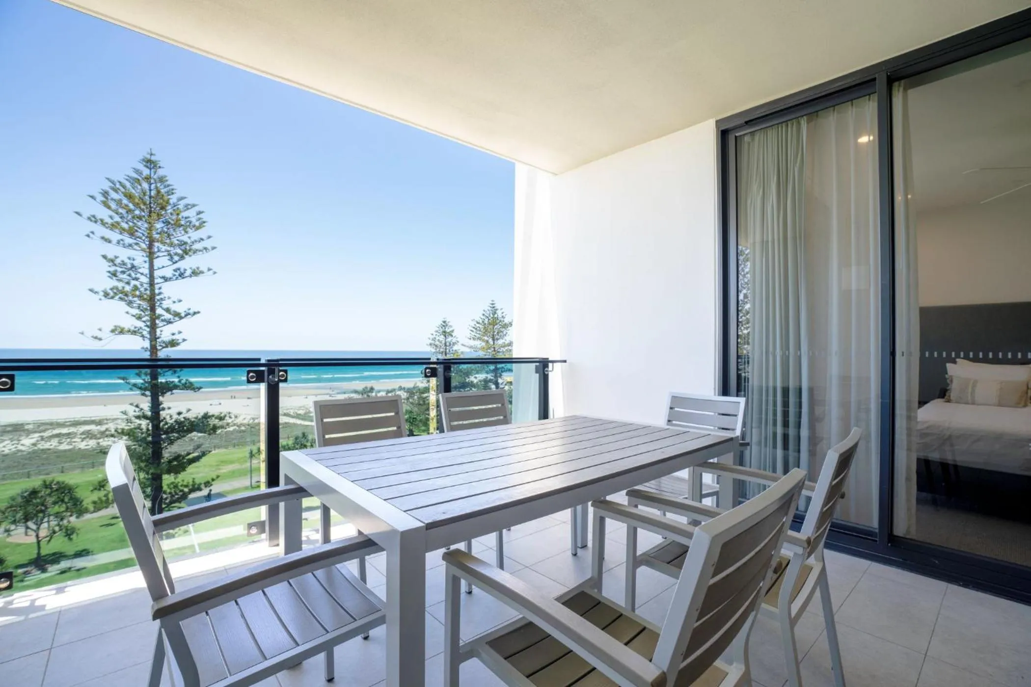 Balcony/Terrace, Bed in Iconic Kirra Beach Resort