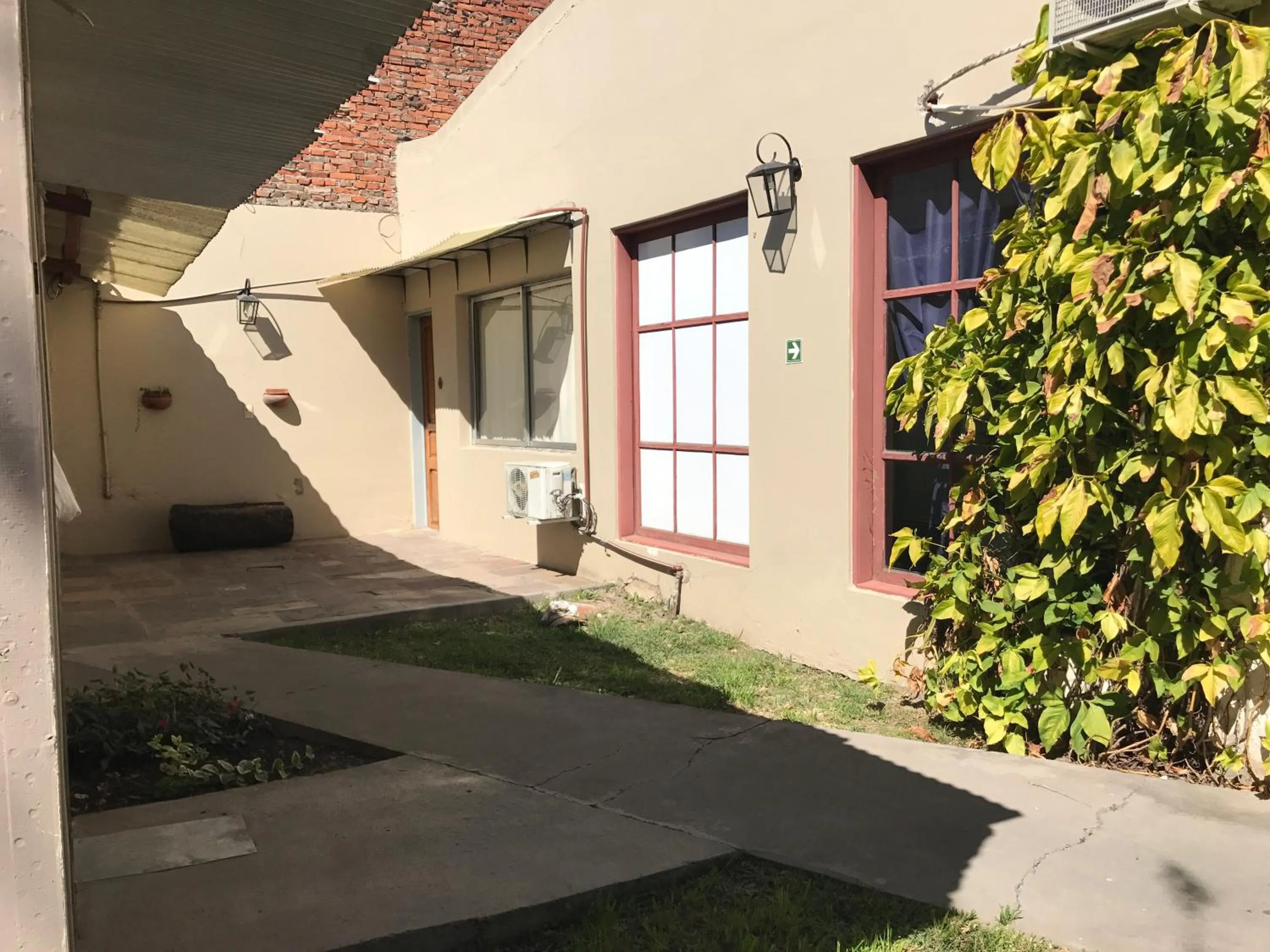 Garden in Posada Casa de Borgoña