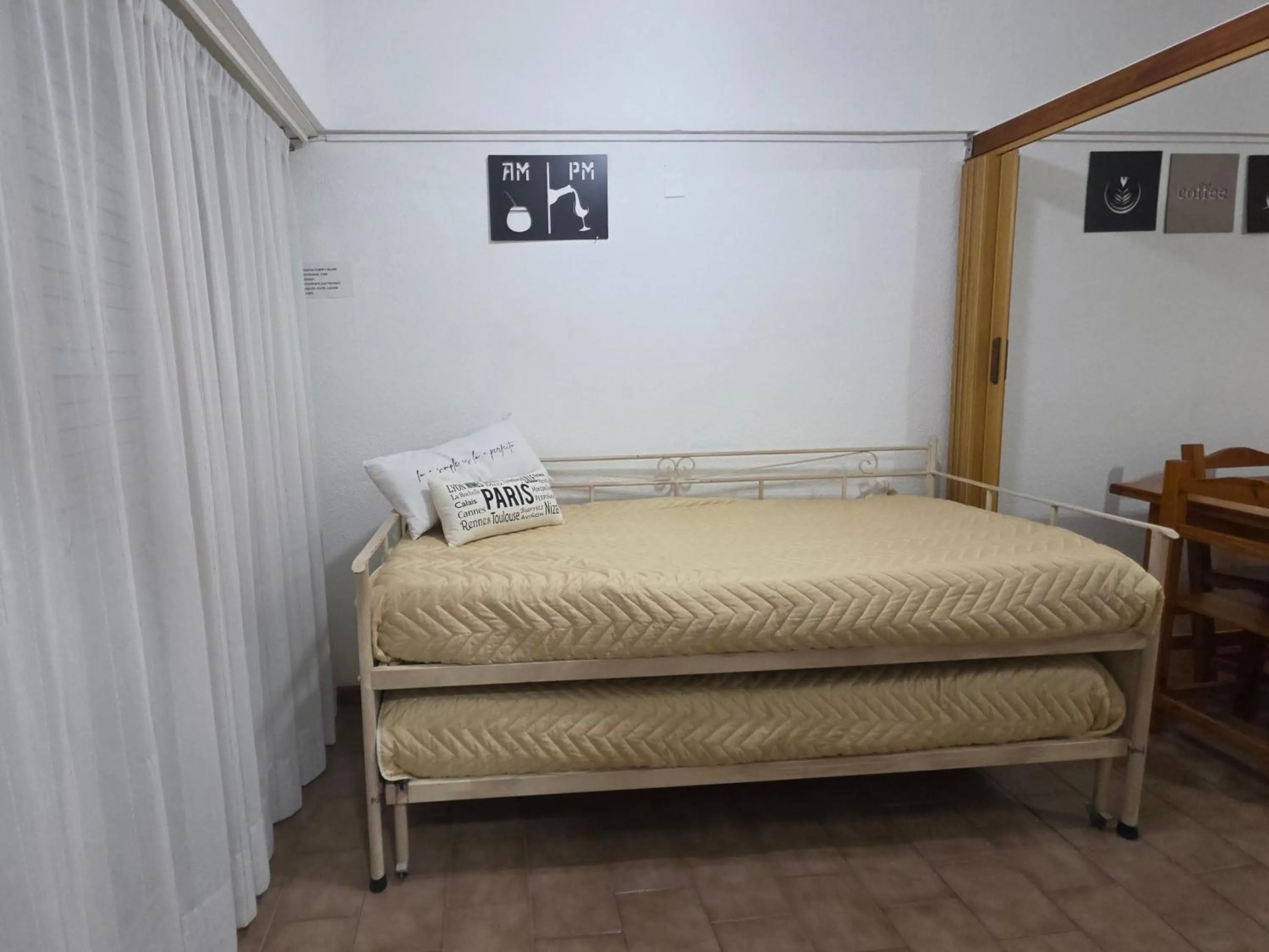 Bed in Ana Dpto- SE RESERVA CON SEÑA INMEDIATA- Pleno centro- Solo para residentes en Argentina