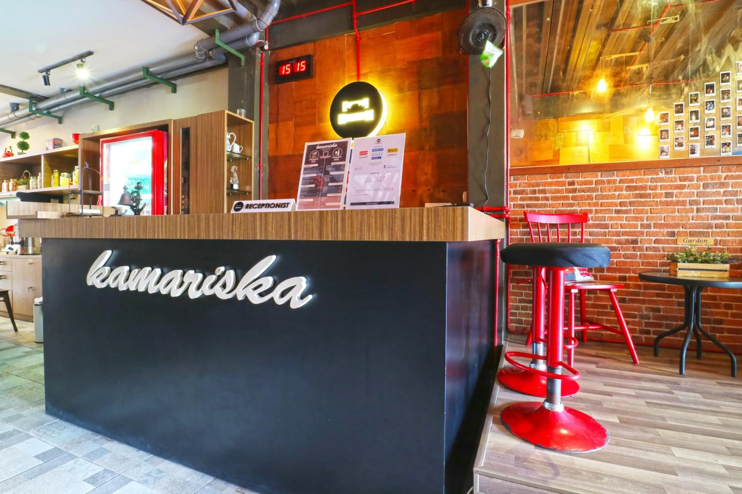 Lobby or reception in Kamariska Hostel