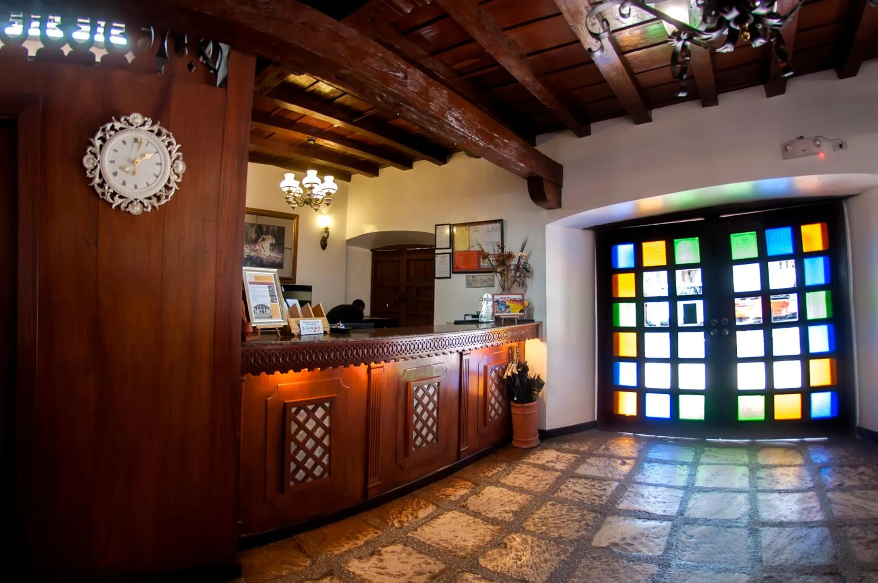 Living room in Vigan Plaza Hotel