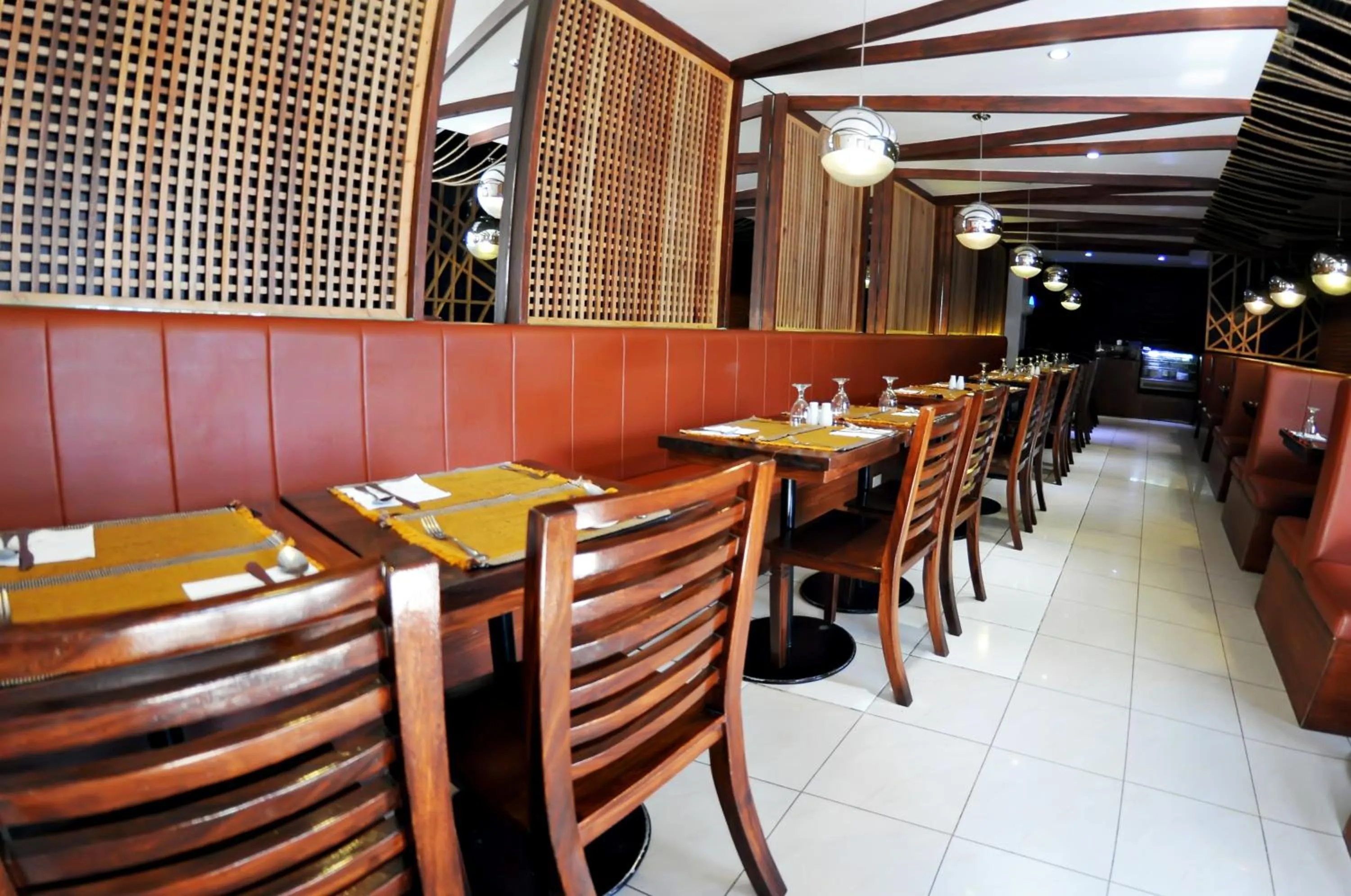 Restaurant/places to eat in Vigan Plaza Hotel