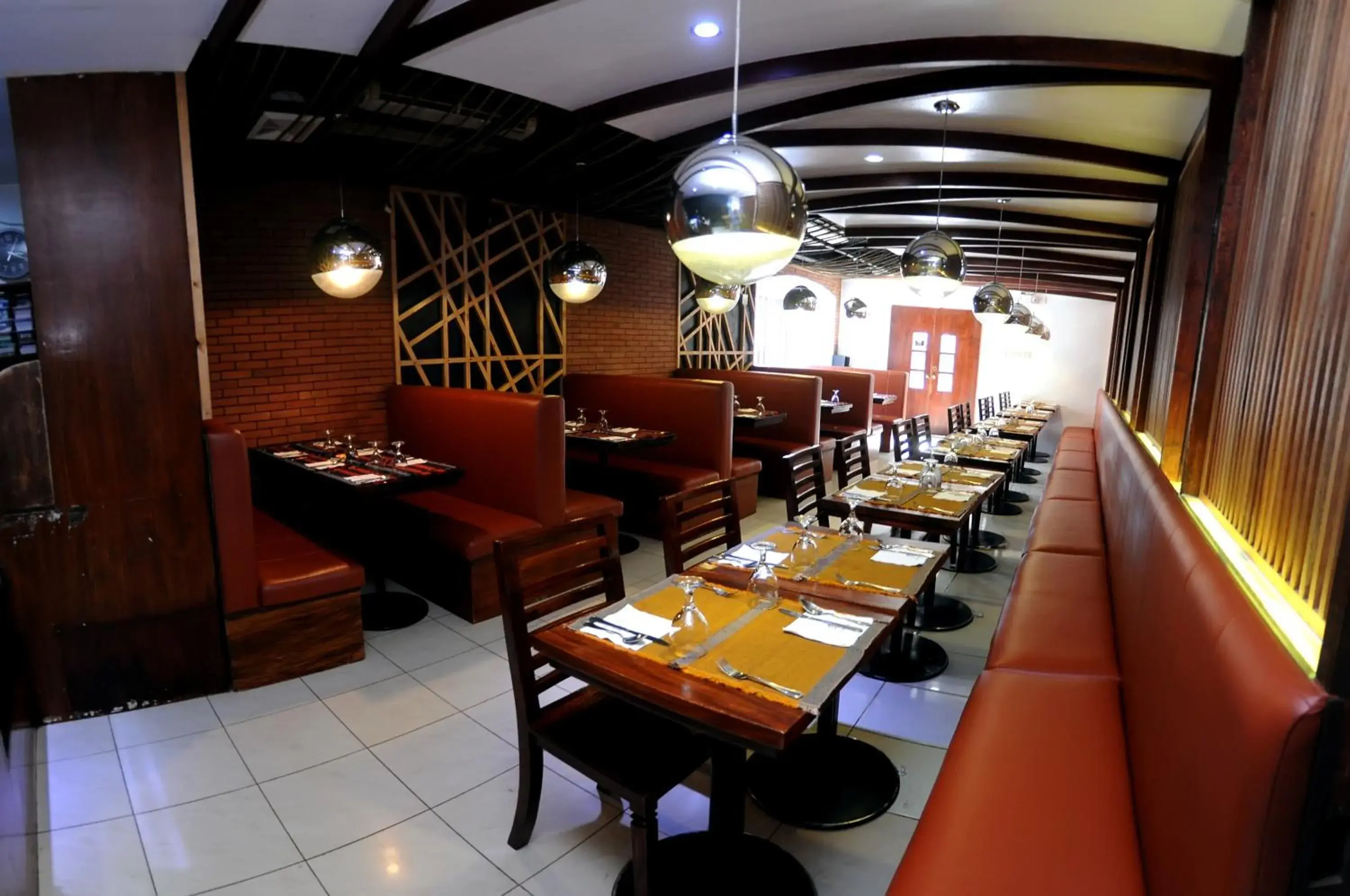 Restaurant/places to eat in Vigan Plaza Hotel Restaurant/places to eat in Vigan Plaza Hotel