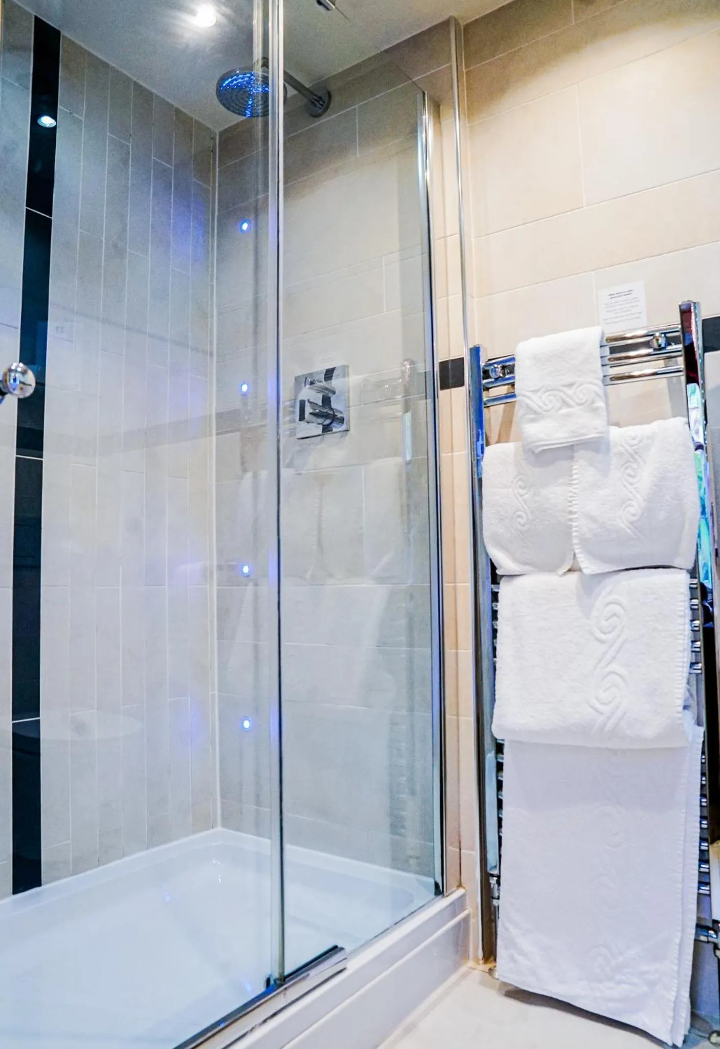 Shower in The Cranleigh Boutique