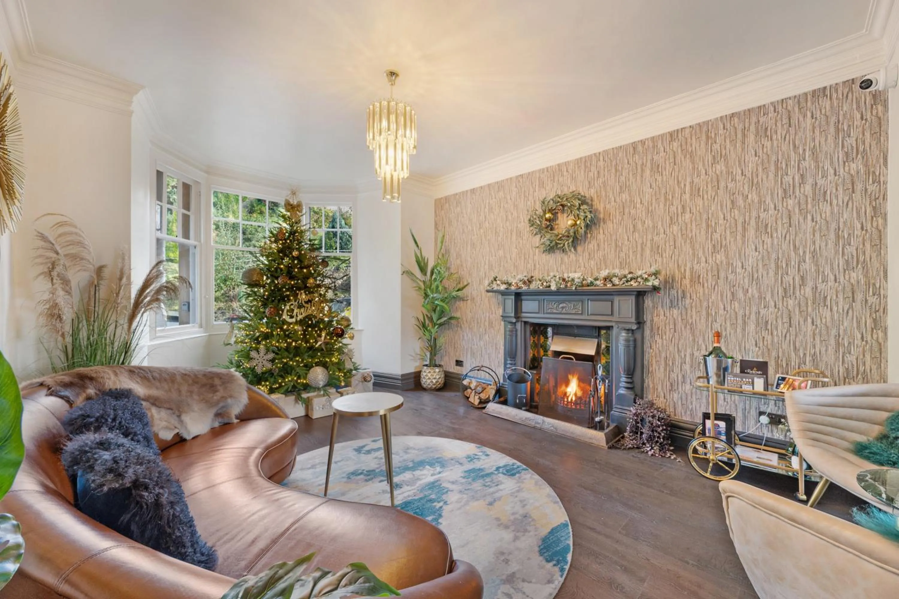 Lounge or bar in The Cranleigh Boutique