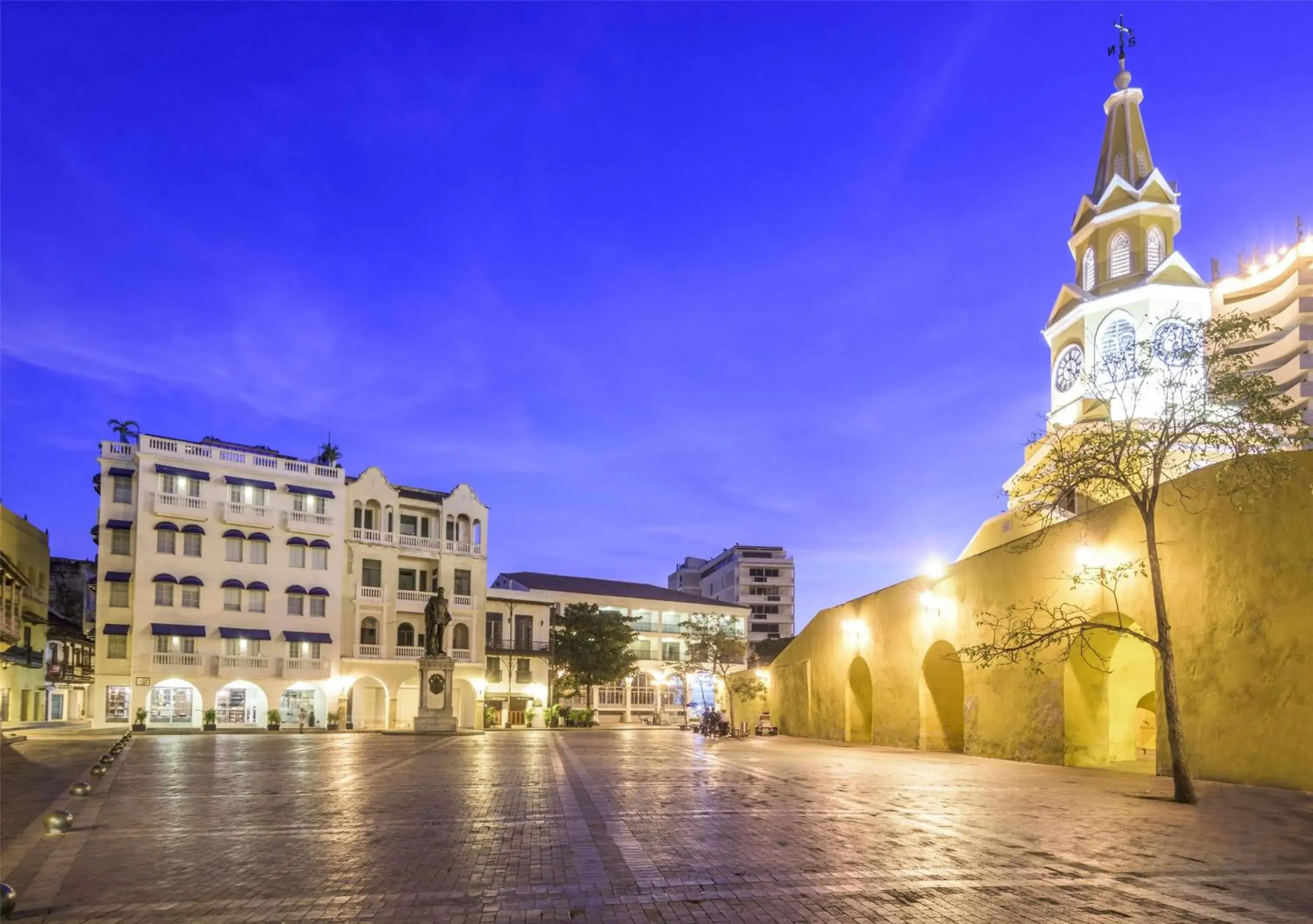 Property building in NH Royal Urban Cartagena Property building in NH Royal Urban Cartagena